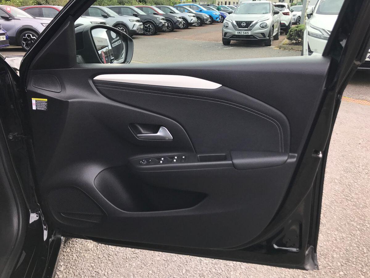 Vauxhall Corsa view 16