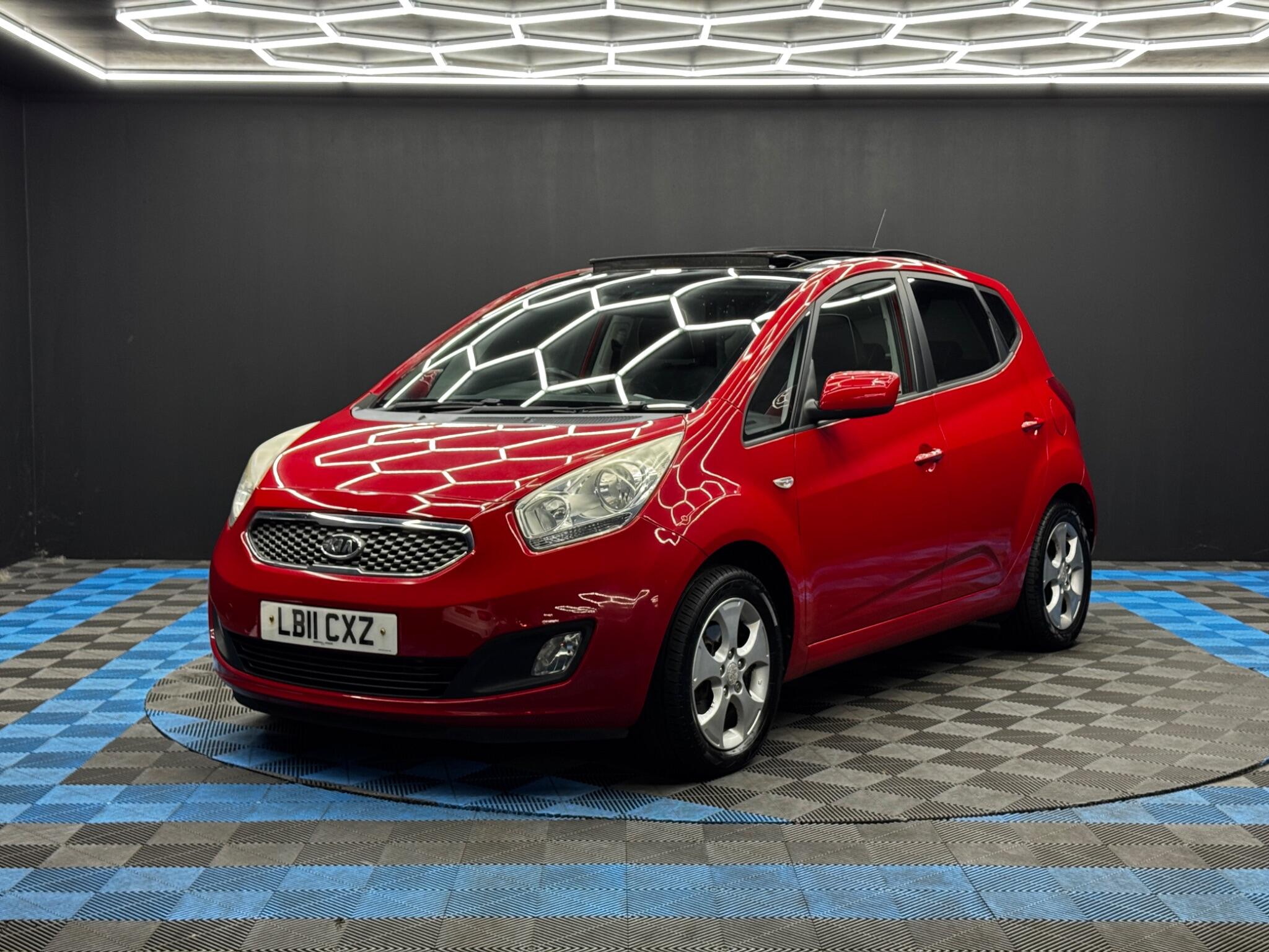 Kia Venga view 3