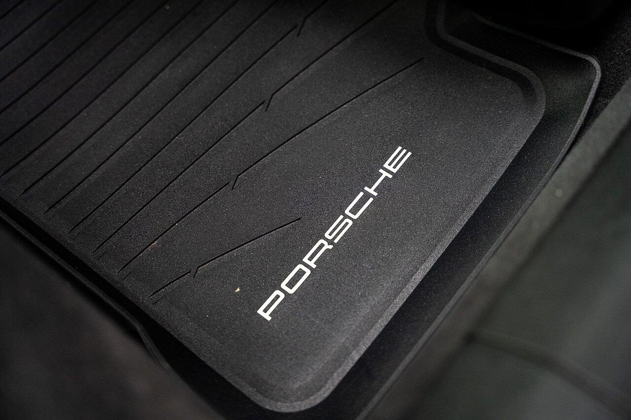 Porsche Panamera view 67