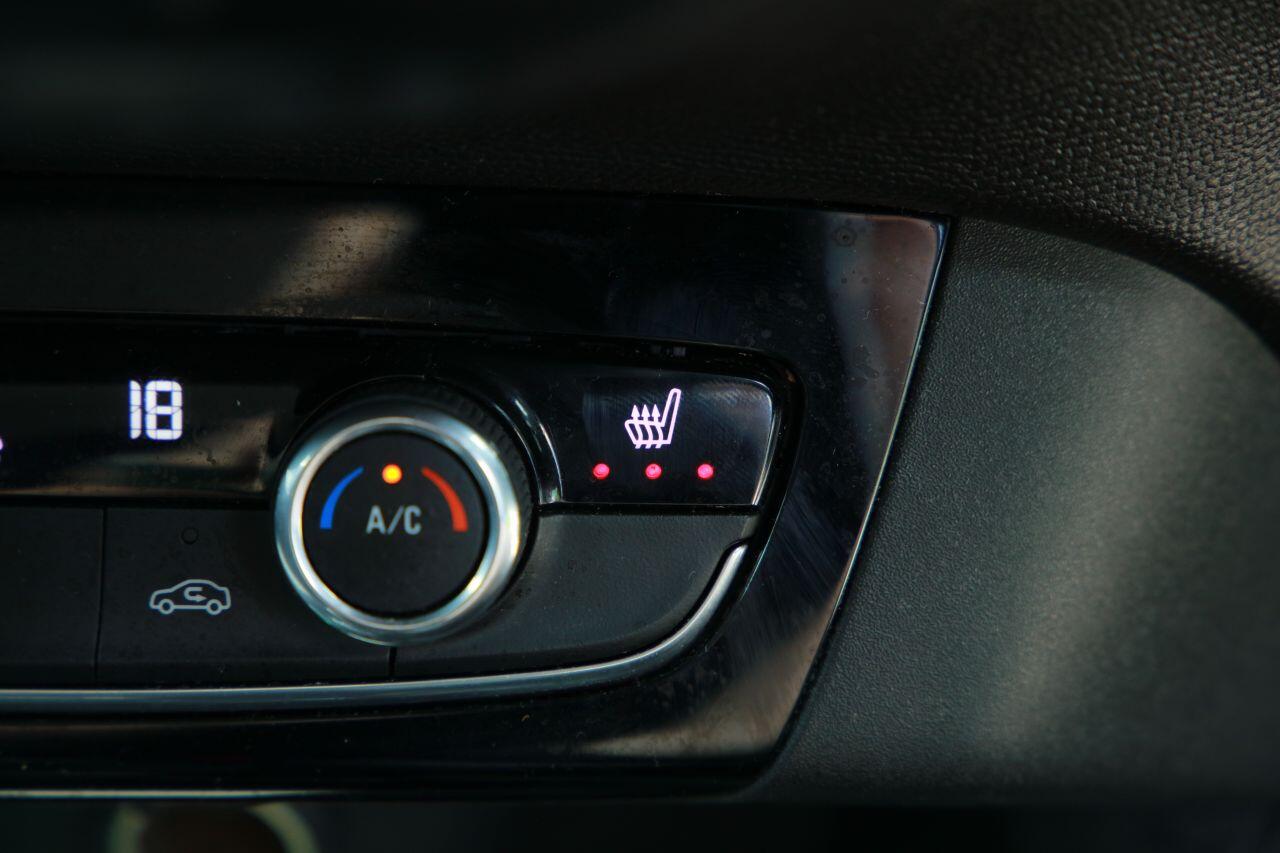 Vauxhall Corsa view 38