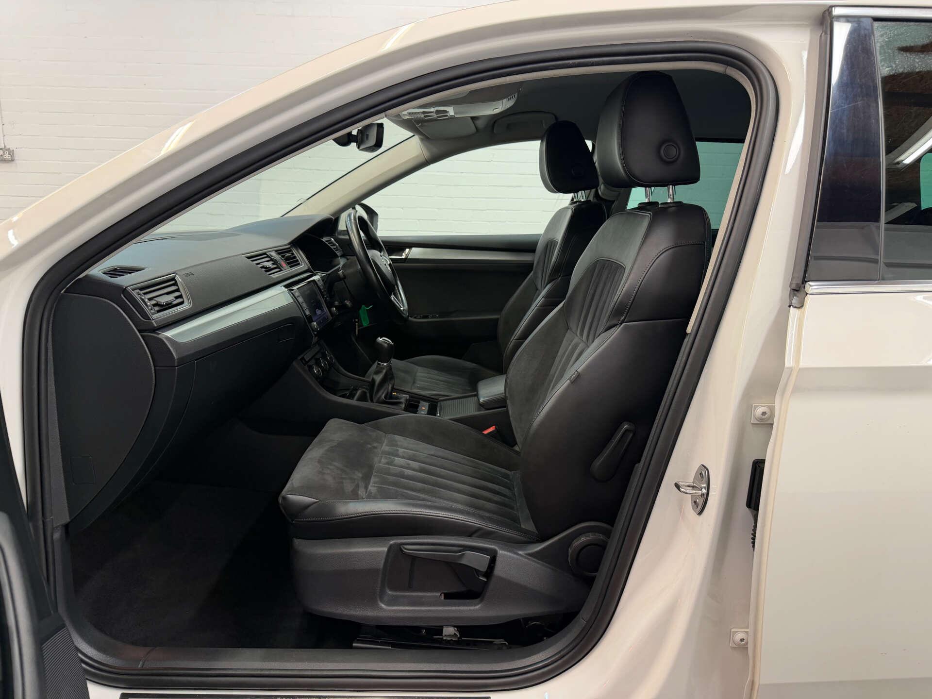 Skoda Superb view 26