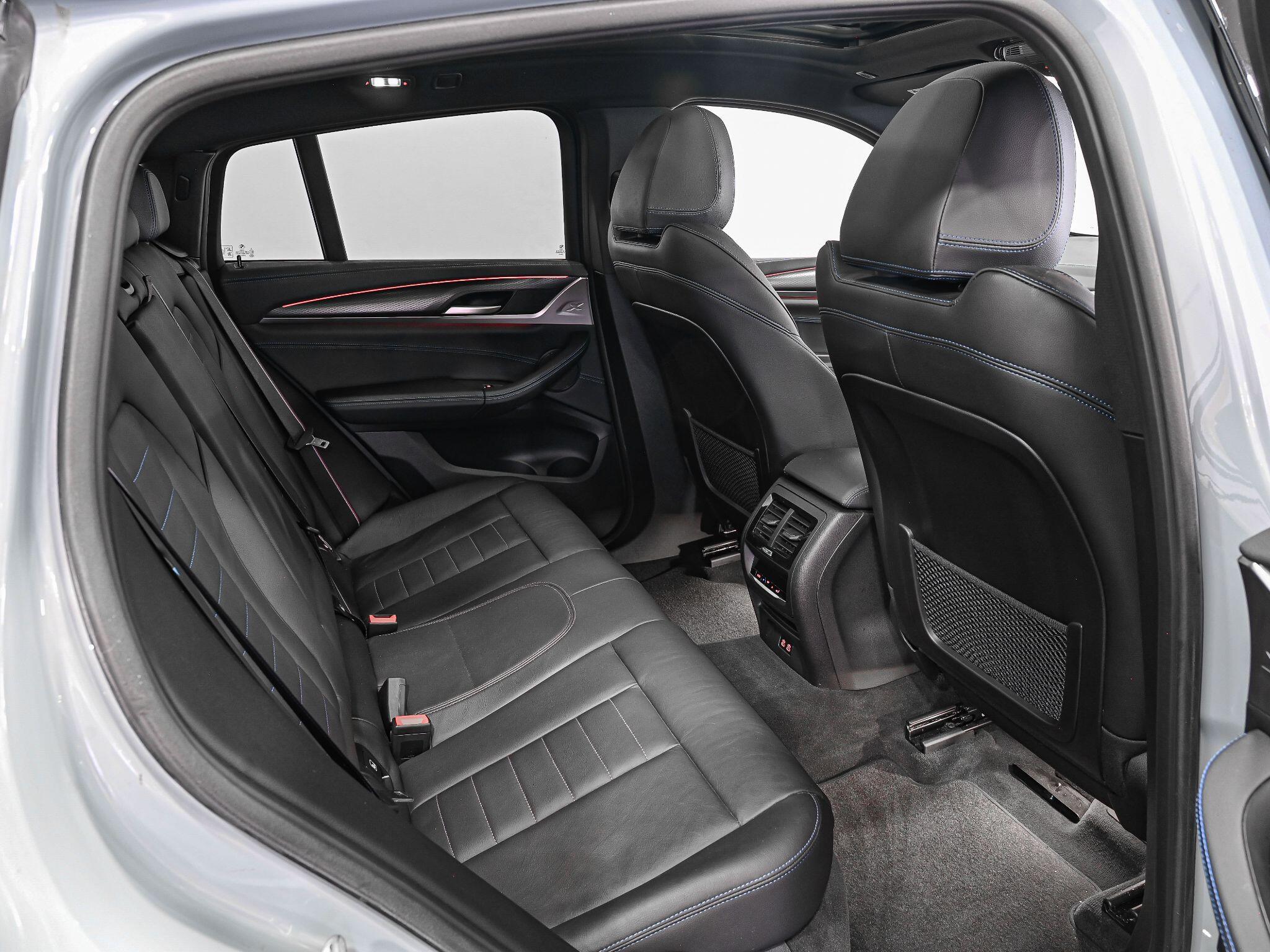 BMW X4 view 29