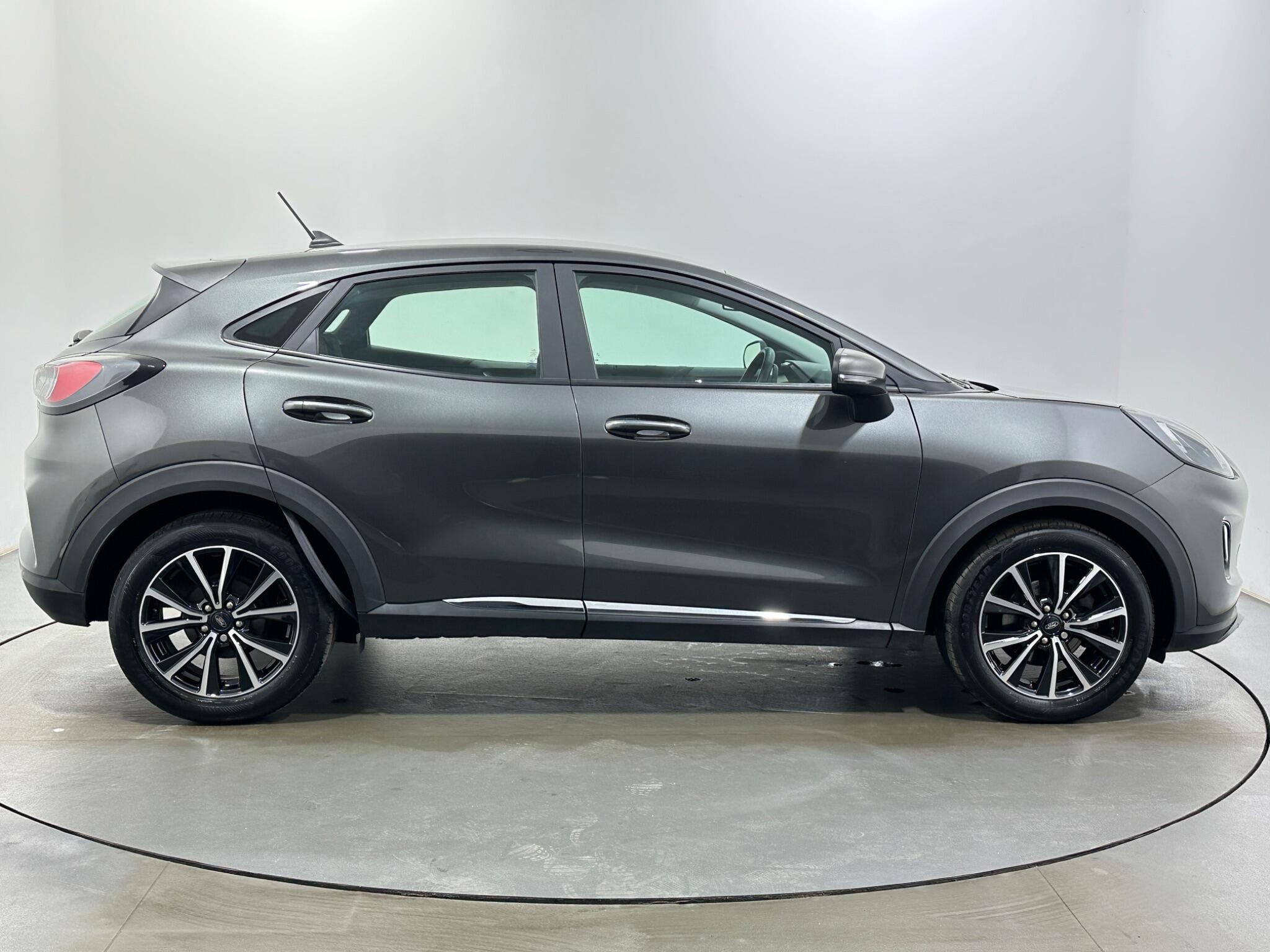 Ford Puma view 9