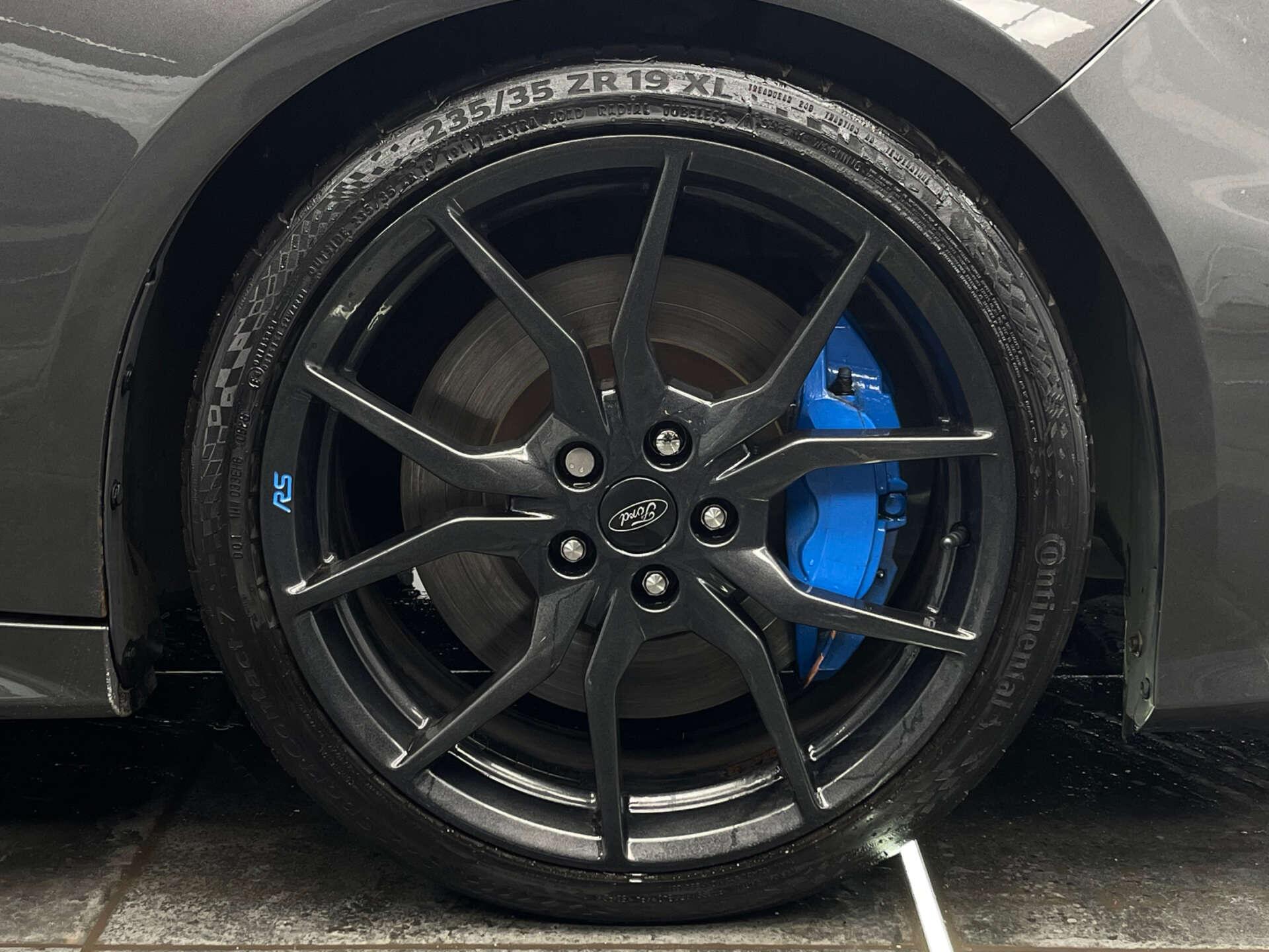 Ford Focus view 30