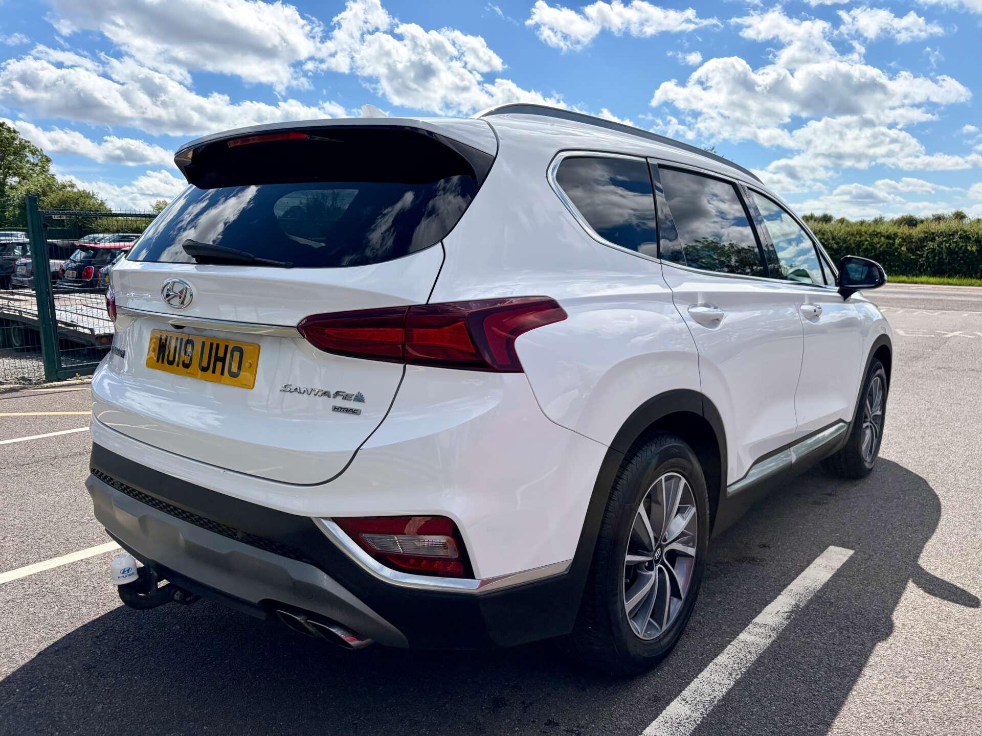 Hyundai Santa Fe view 8