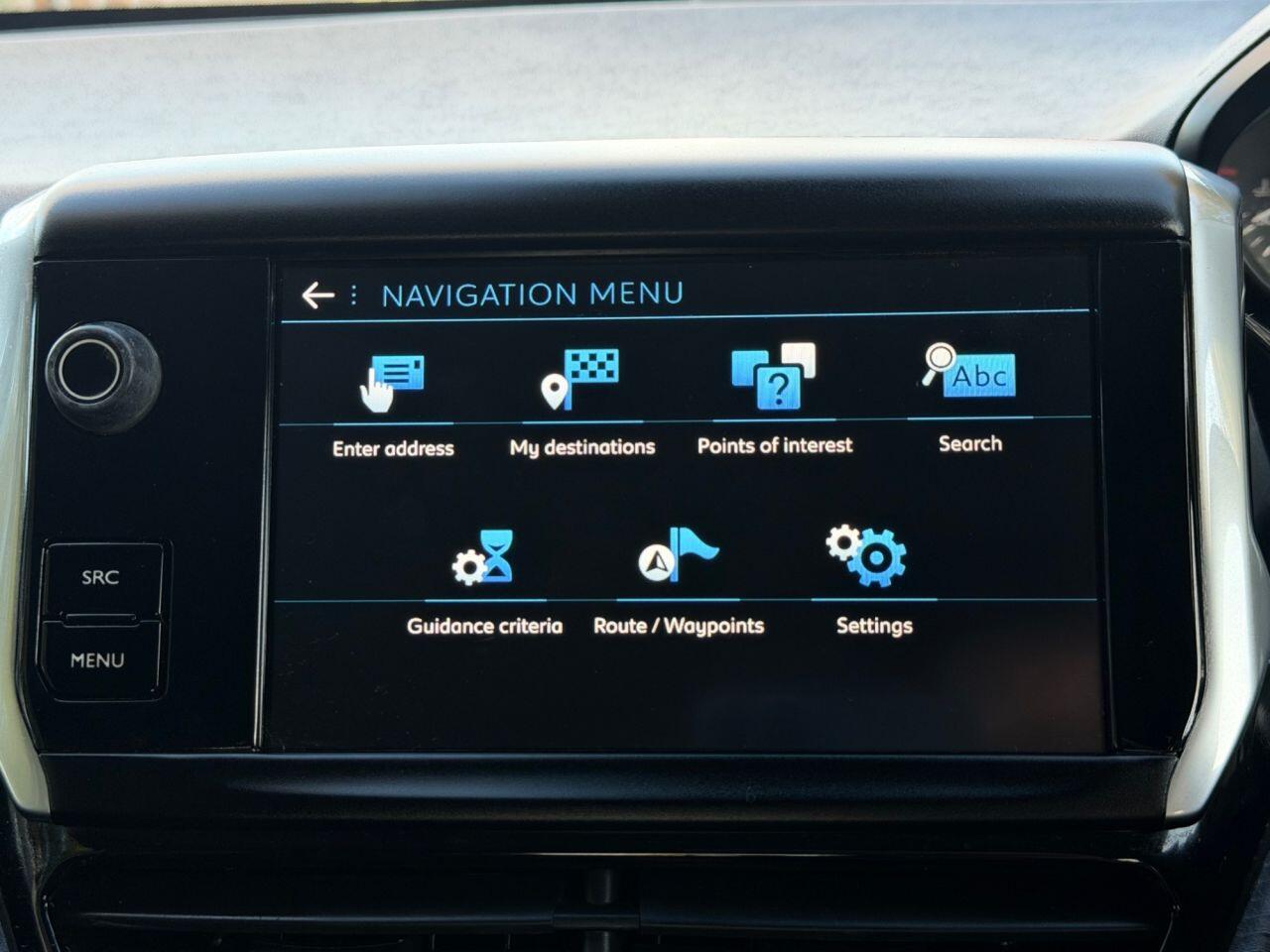 Peugeot 208 view 42