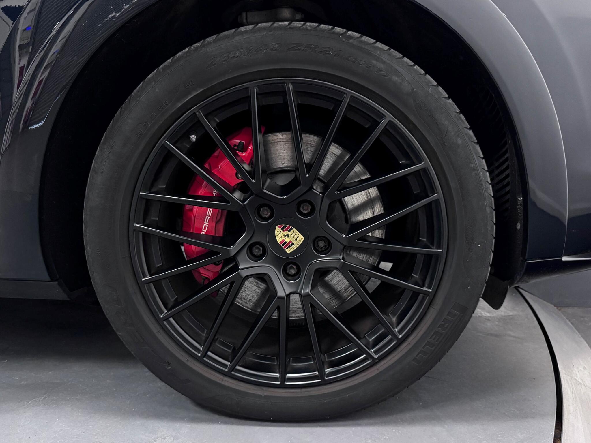 Porsche Cayenne view 67