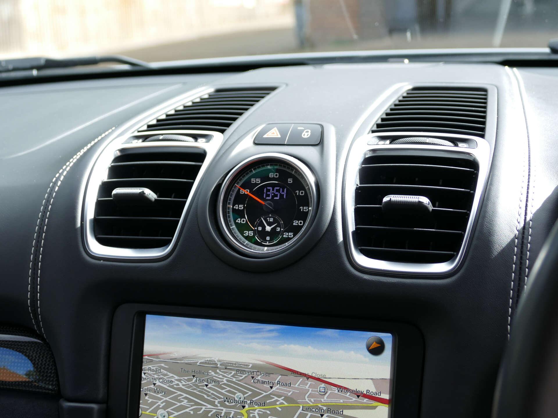 Porsche Cayman view 35