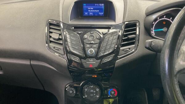 Ford Fiesta view 11