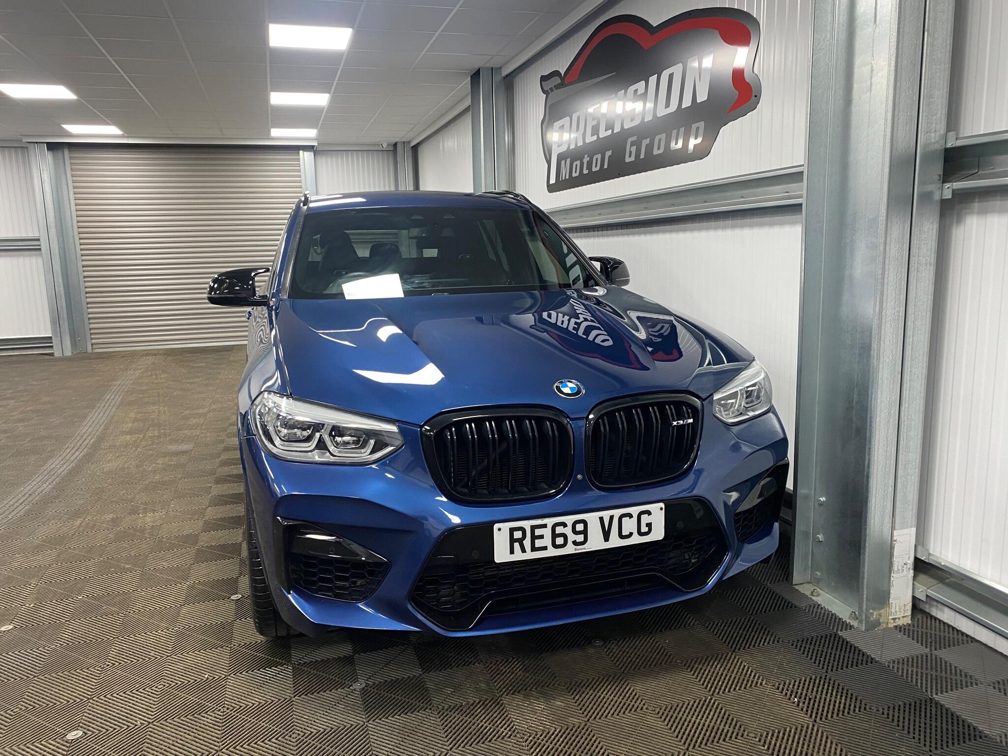 BMW X3 M view 3