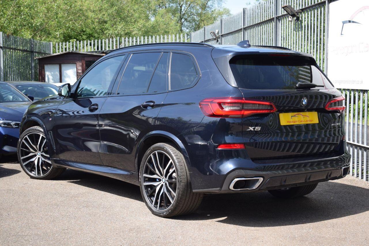 BMW X5 view 9