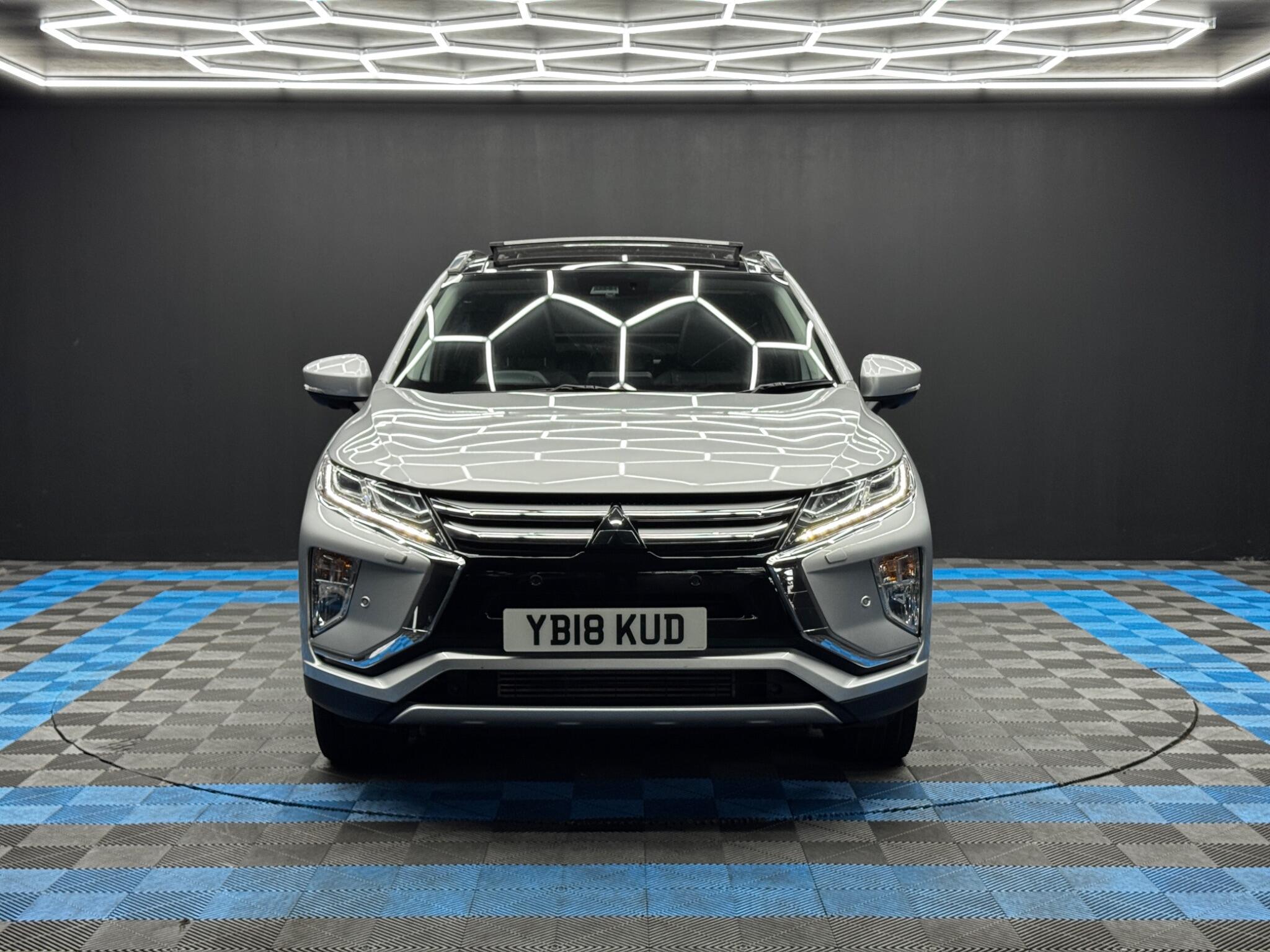 Mitsubishi Eclipse Cross view 2