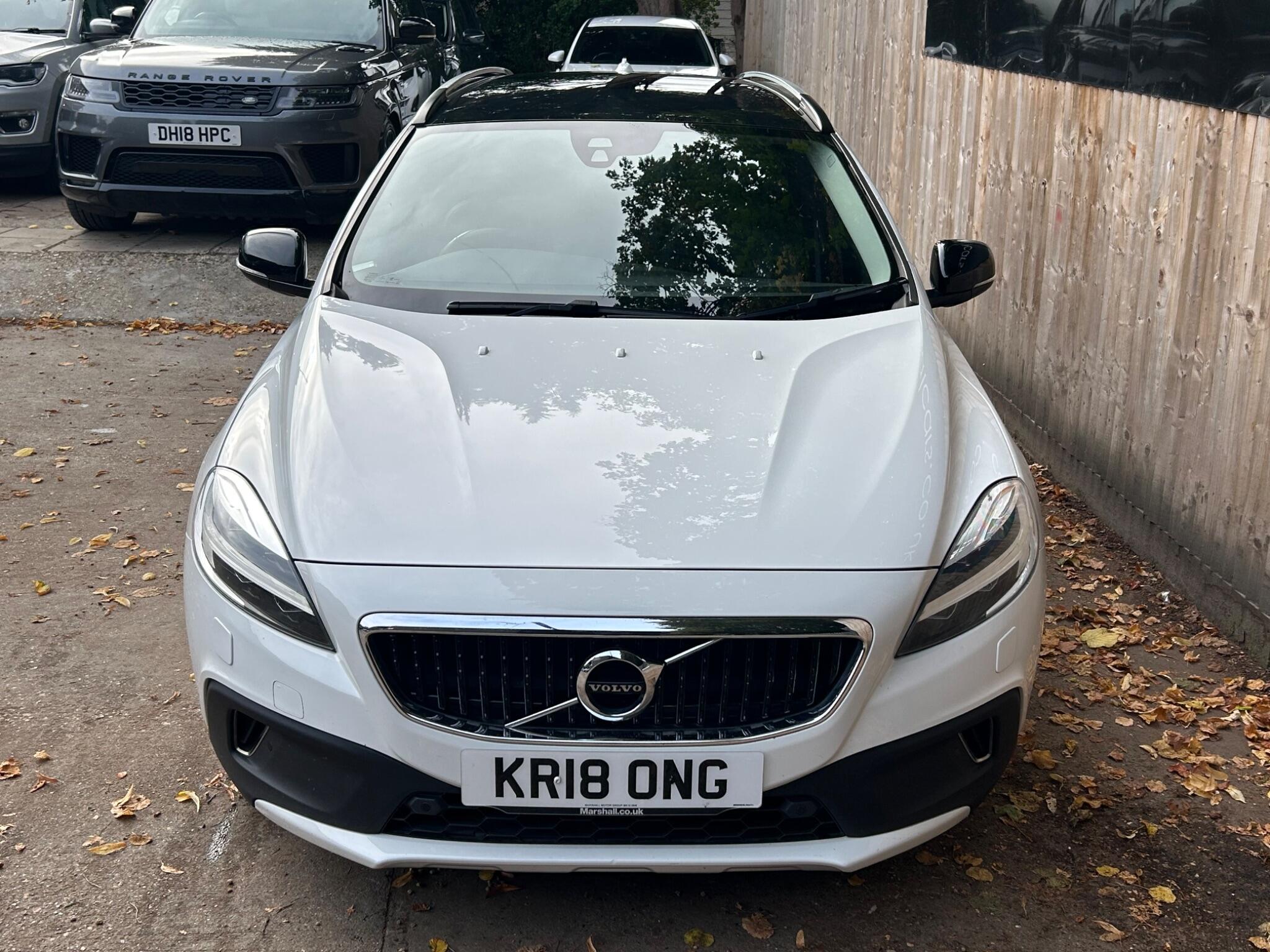 Volvo V40 Cross Country view 21