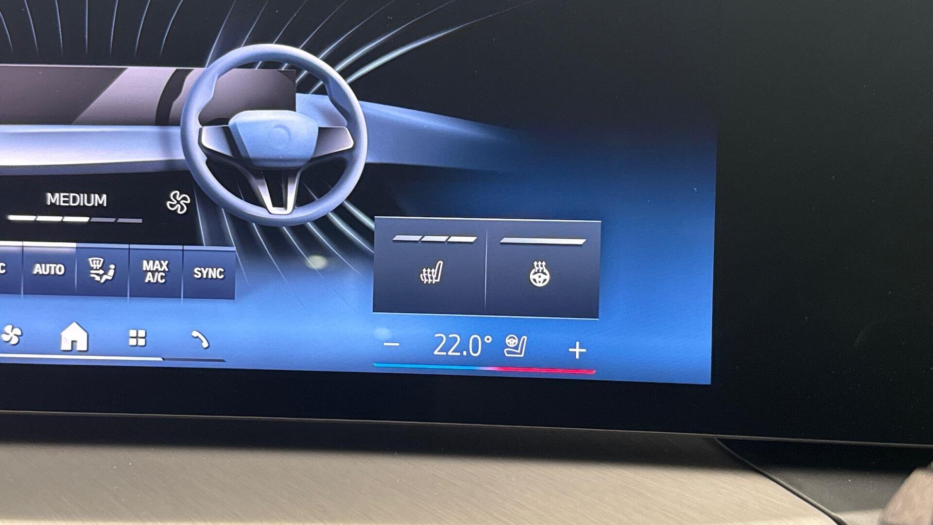 BMW 2 Series view 26