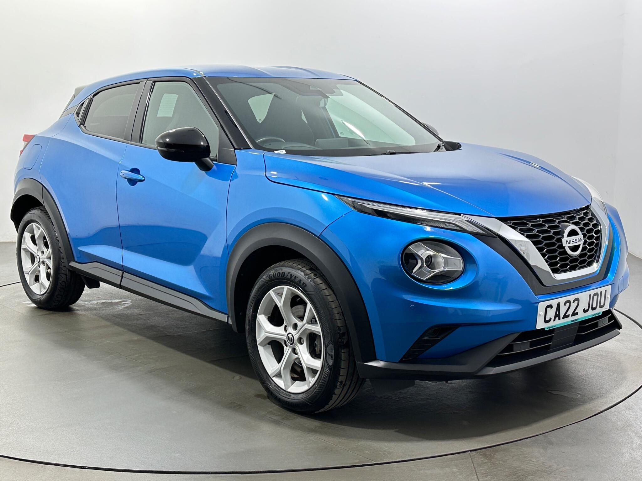 2022 Nissan Juke in Blue for sale
