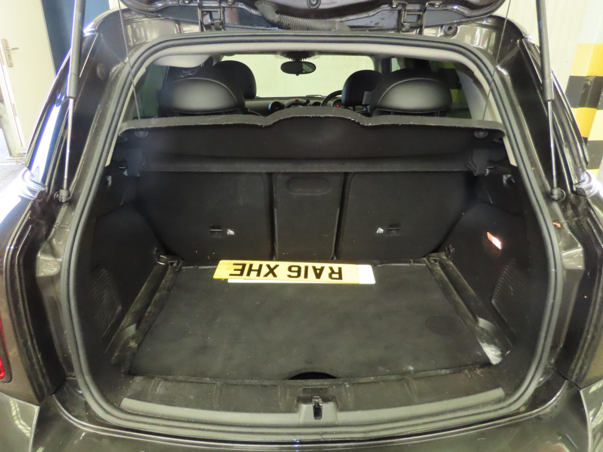 Mini Countryman view 11