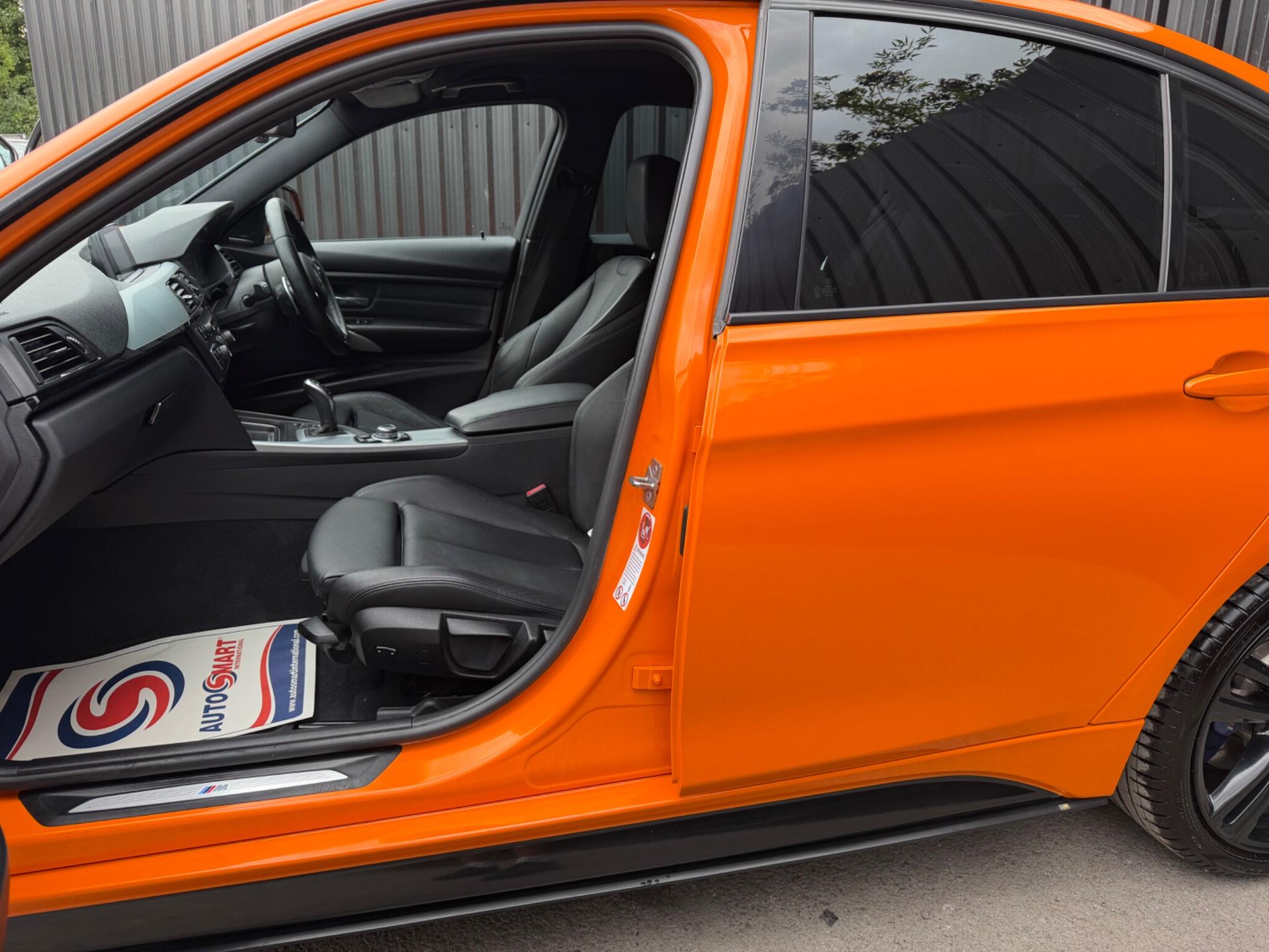 BMW 3 Series view 34