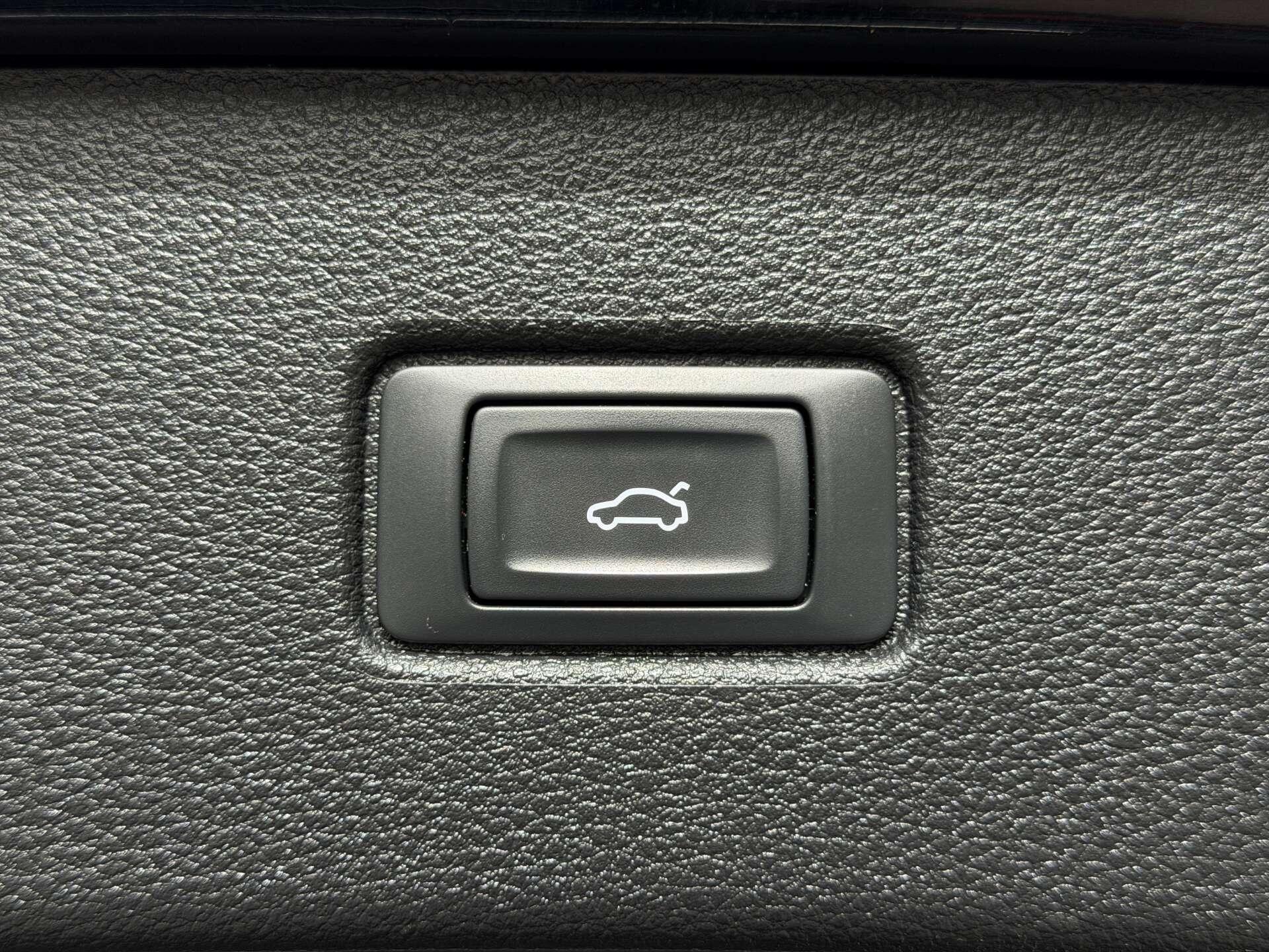 Audi Q7 view 50