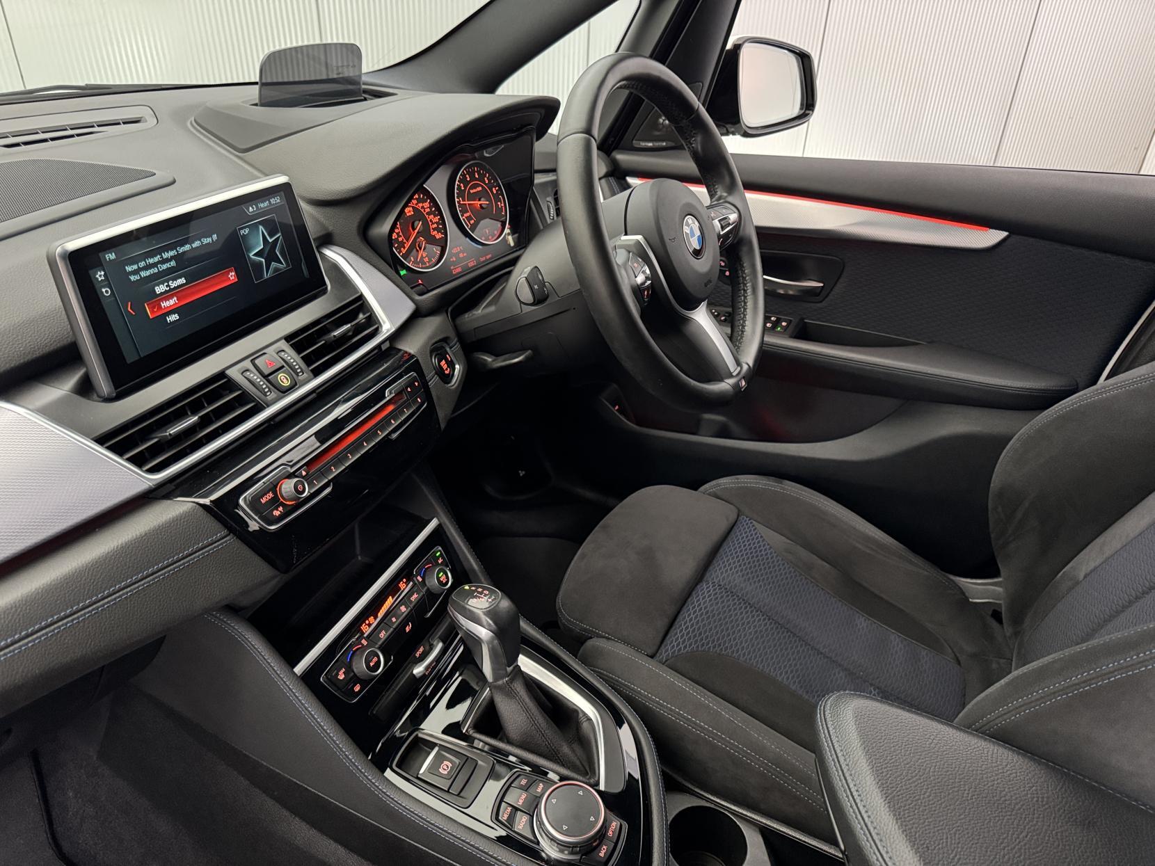 BMW 2 Series view 46