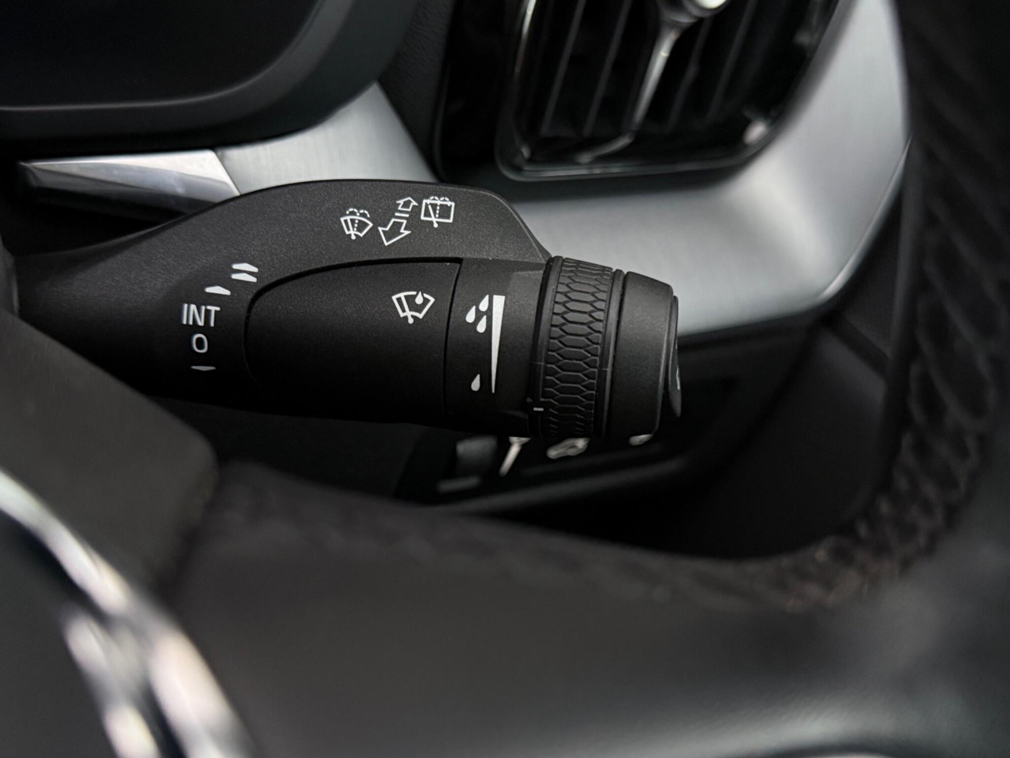 Volvo XC60 view 16