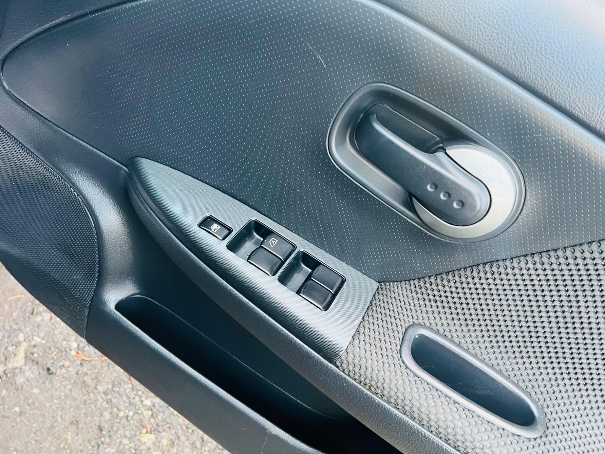 2008 Nissan Note image 21