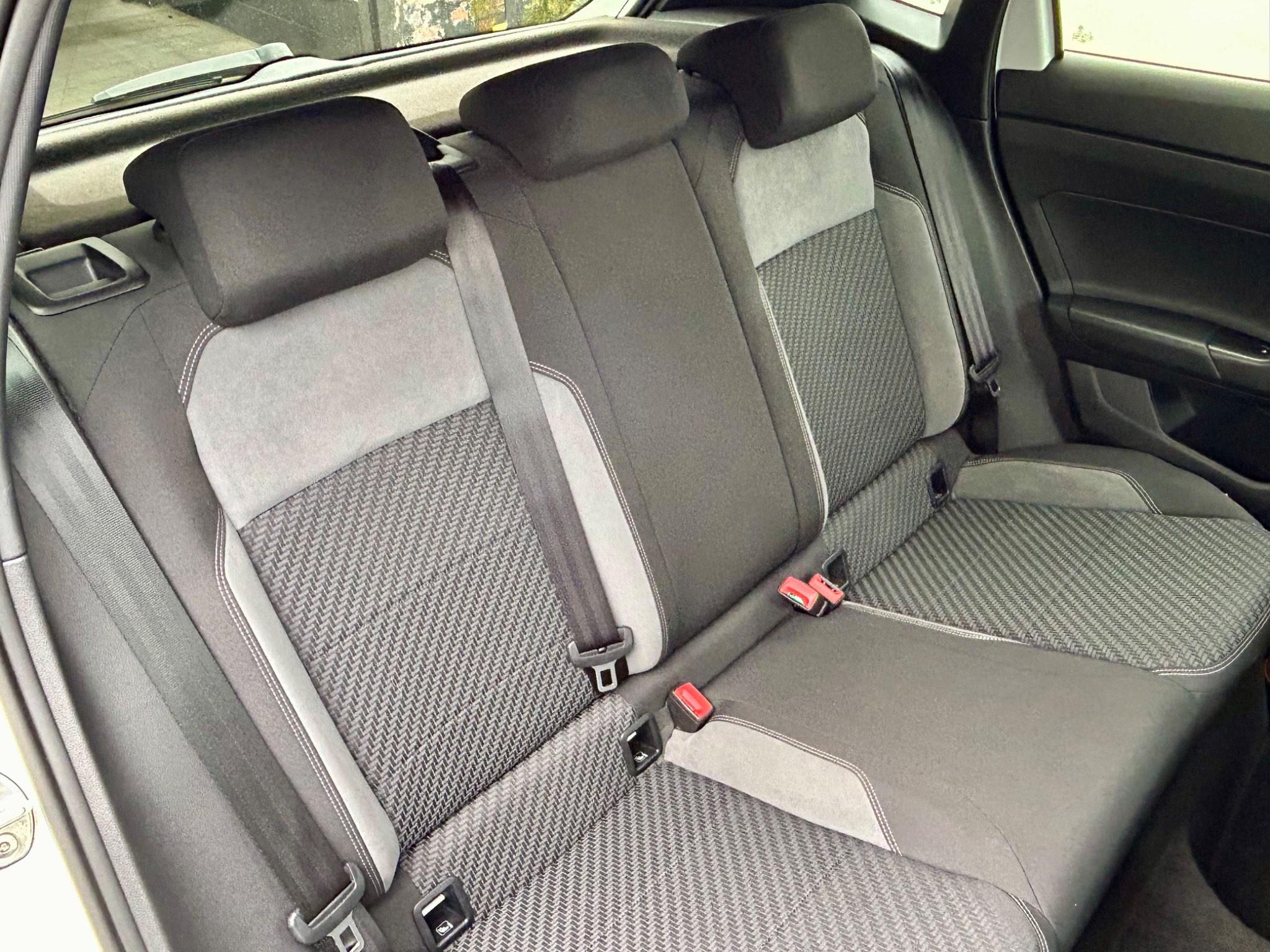 Volkswagen Polo view 23