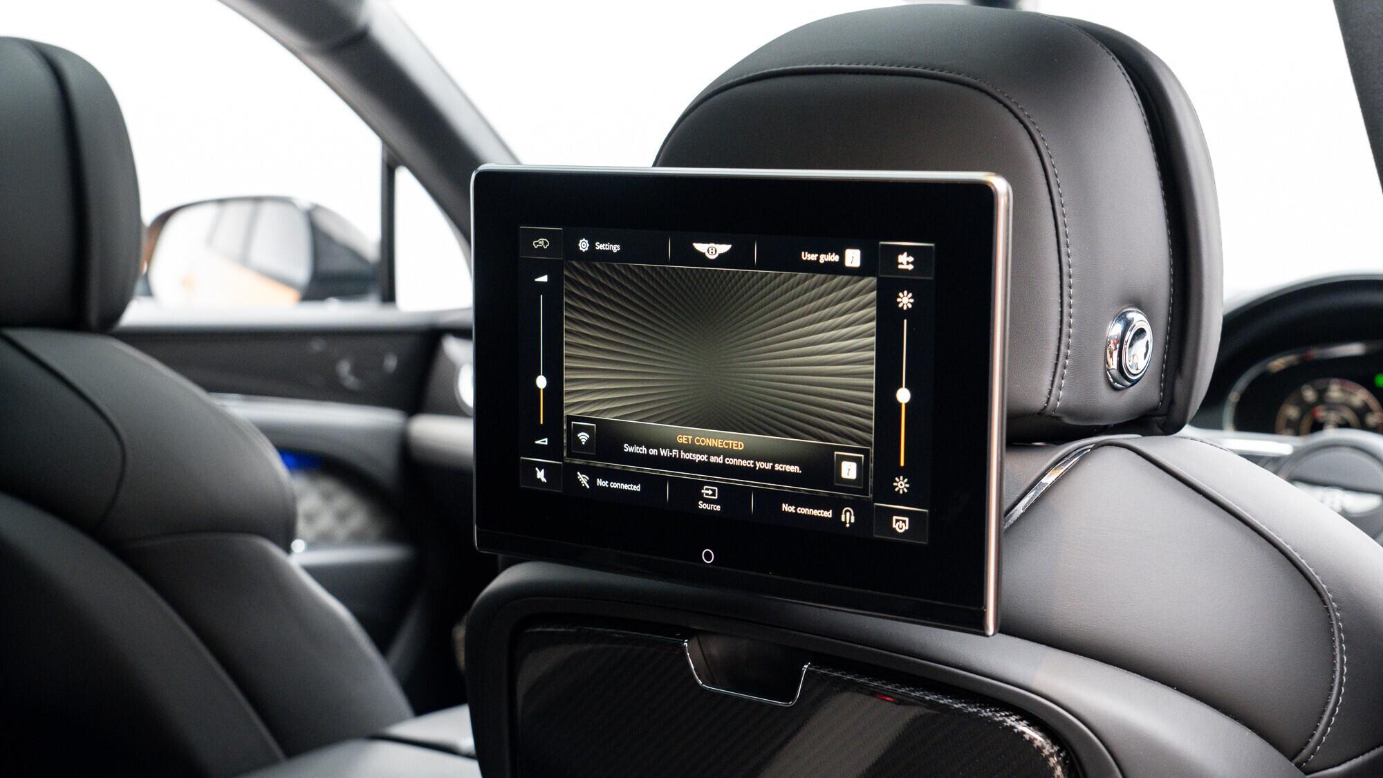 Bentley Bentayga view 26