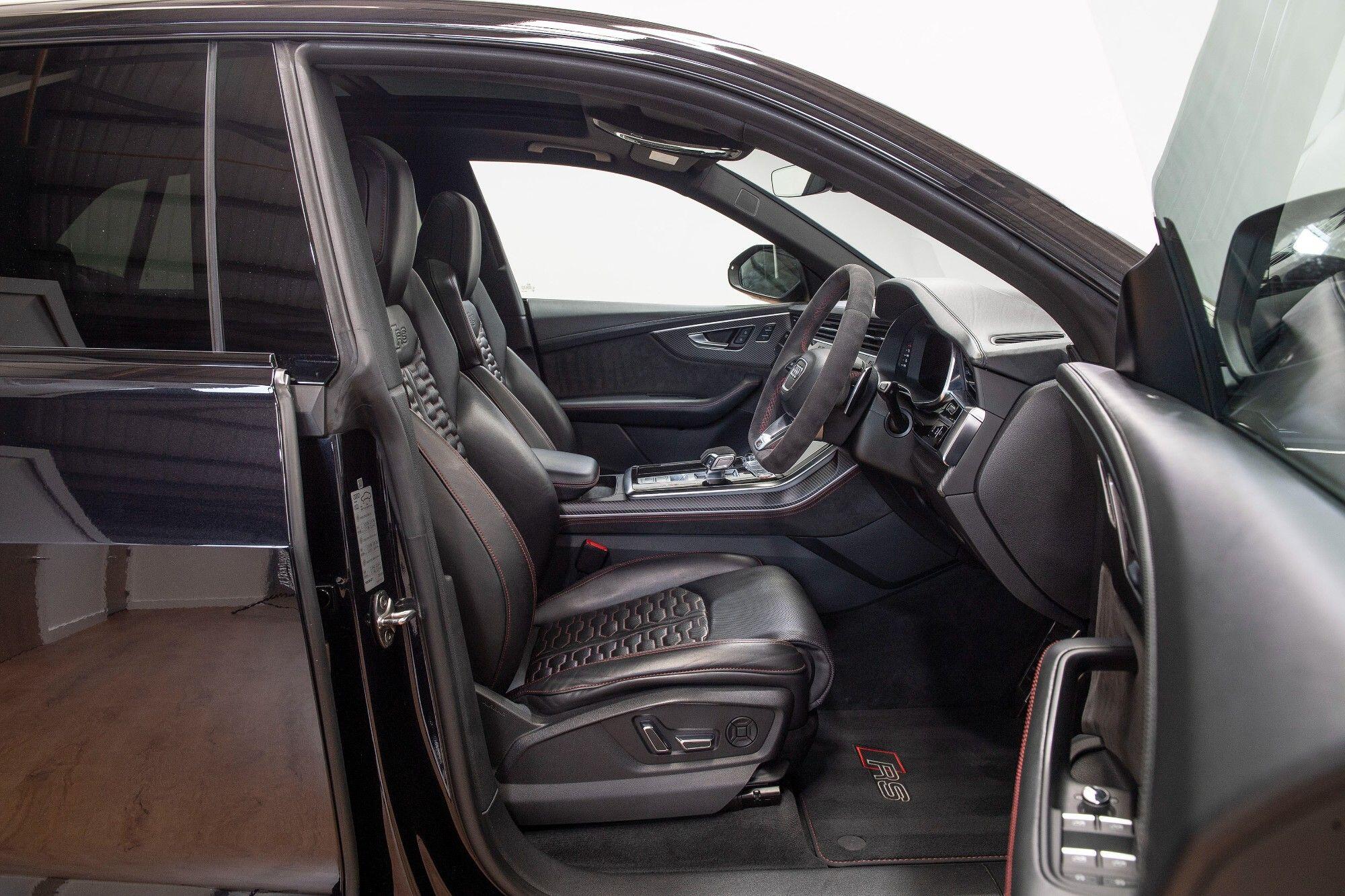 Audi RSQ8 view 9