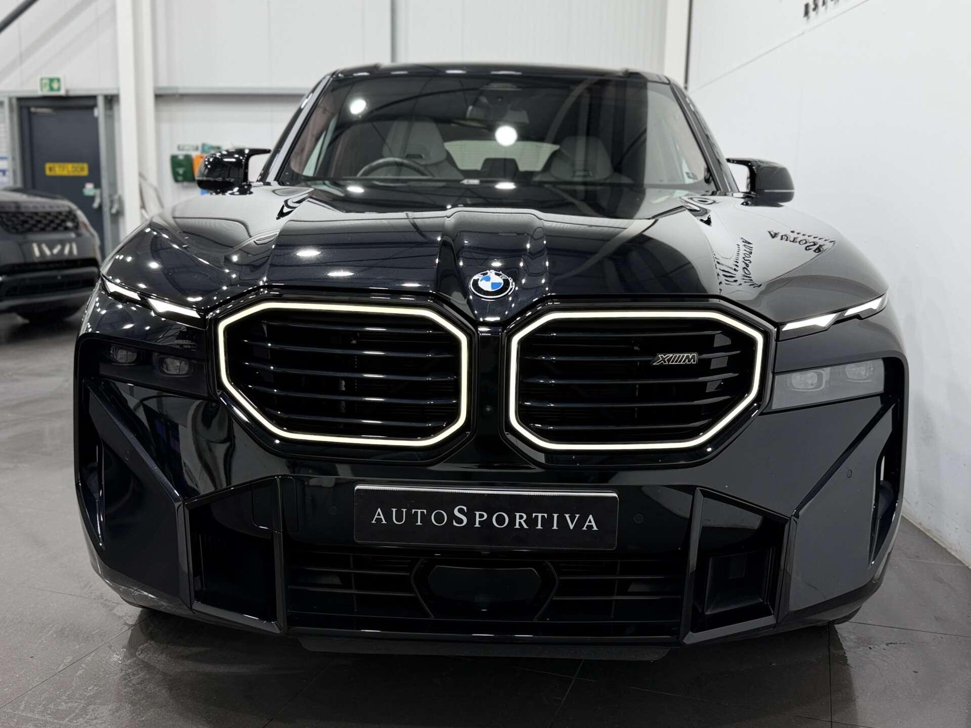 BMW XM view 6