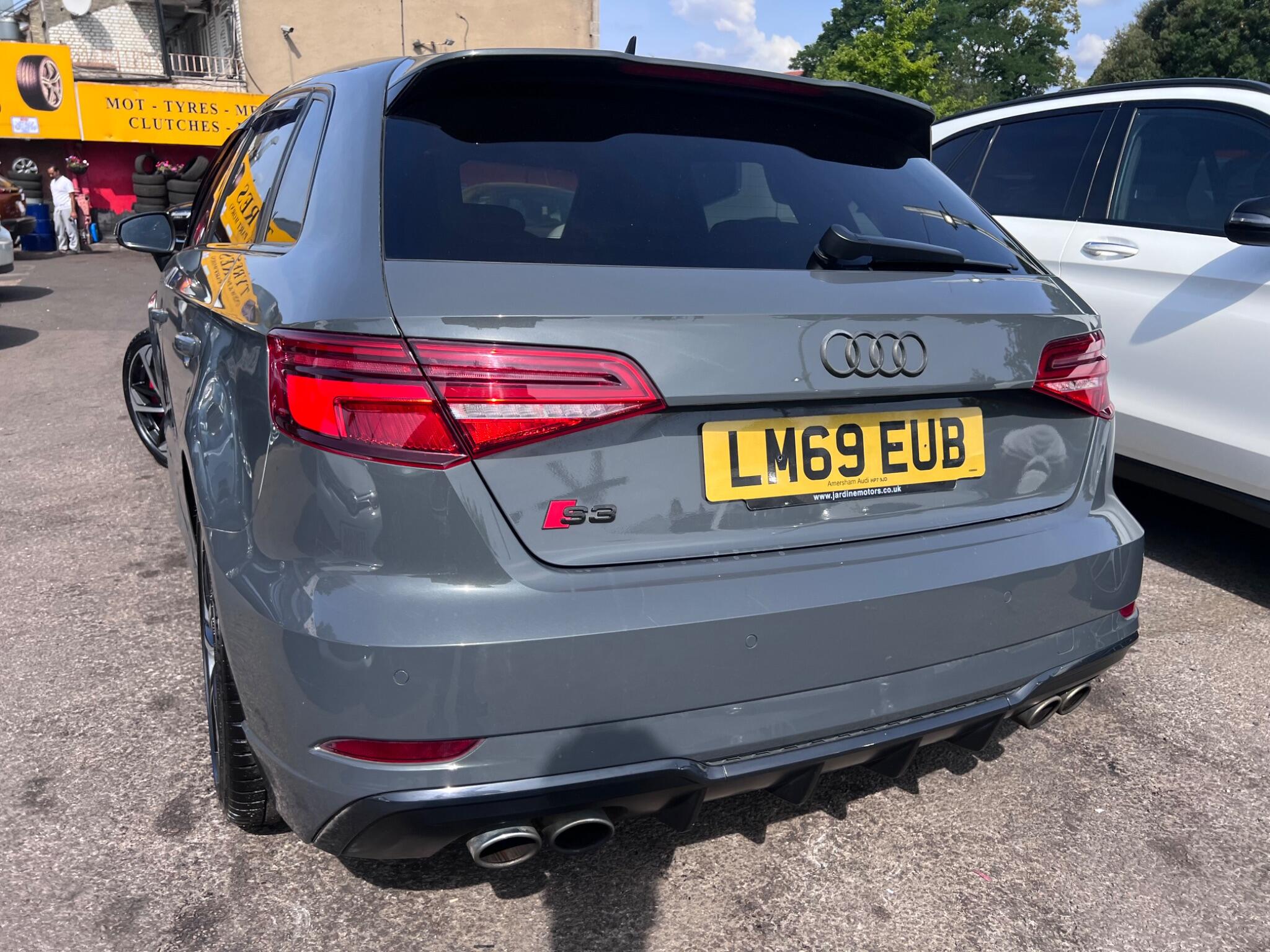 Audi S3 view 15