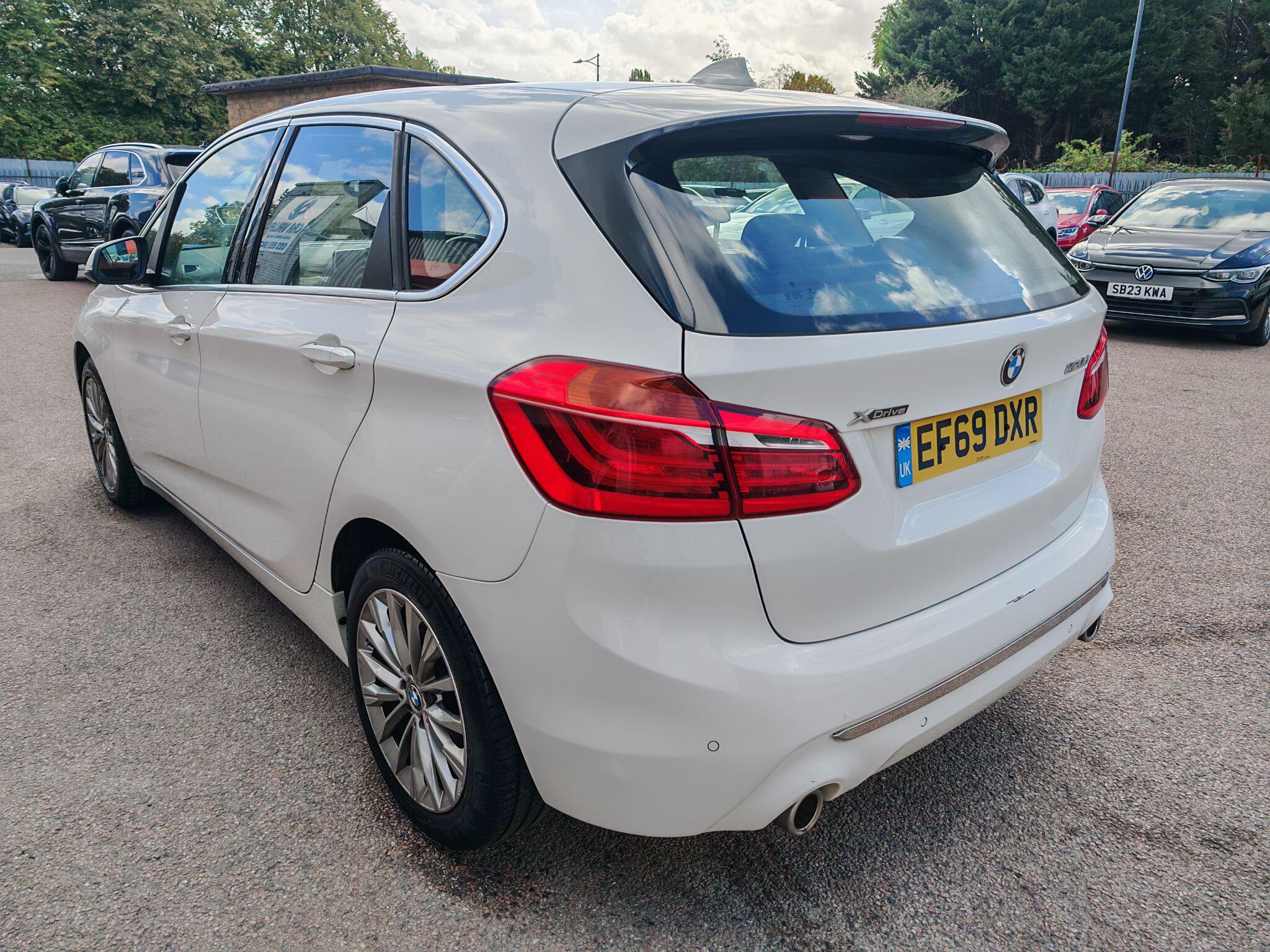 BMW 2 Series view 5