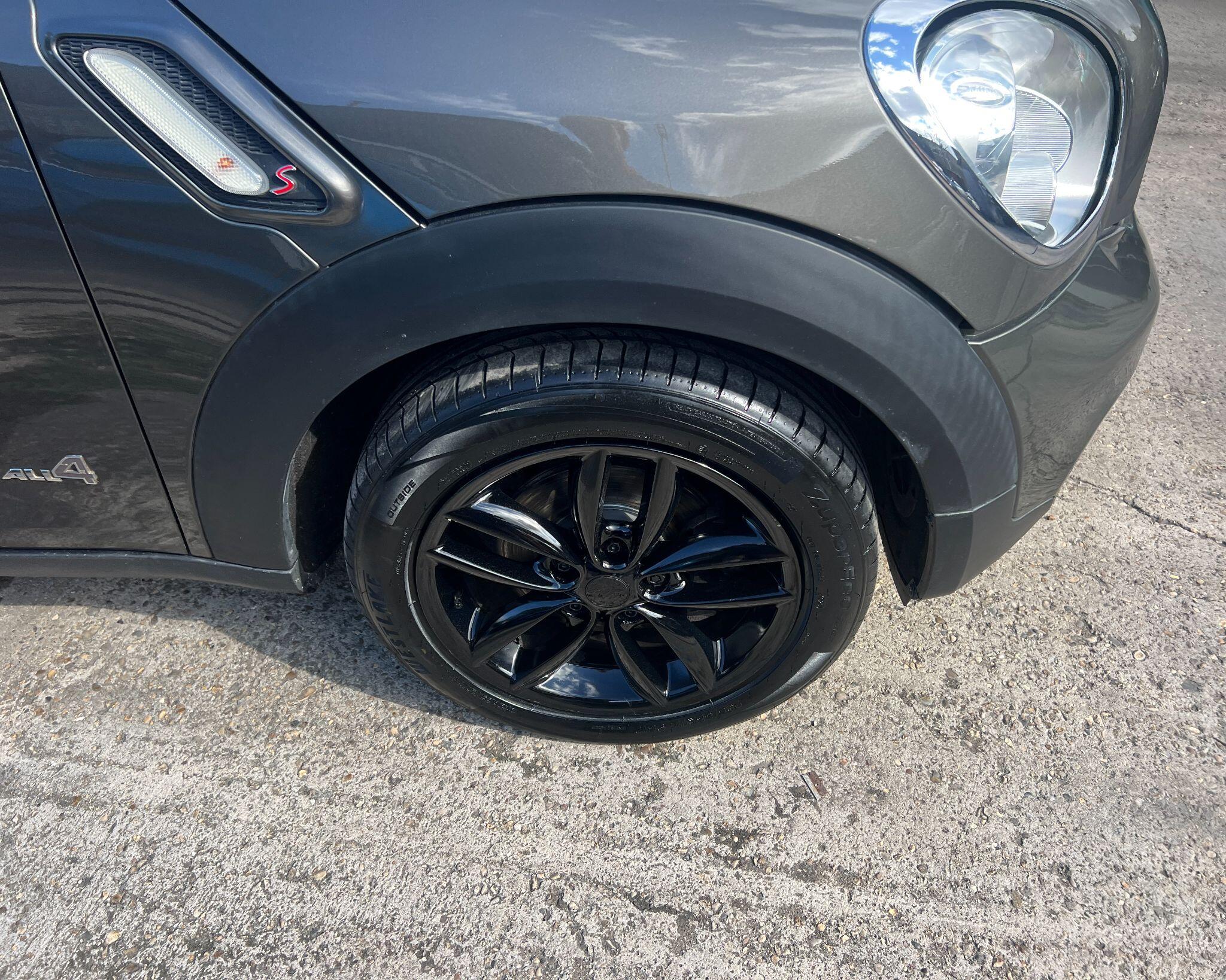 Mini Countryman view 20