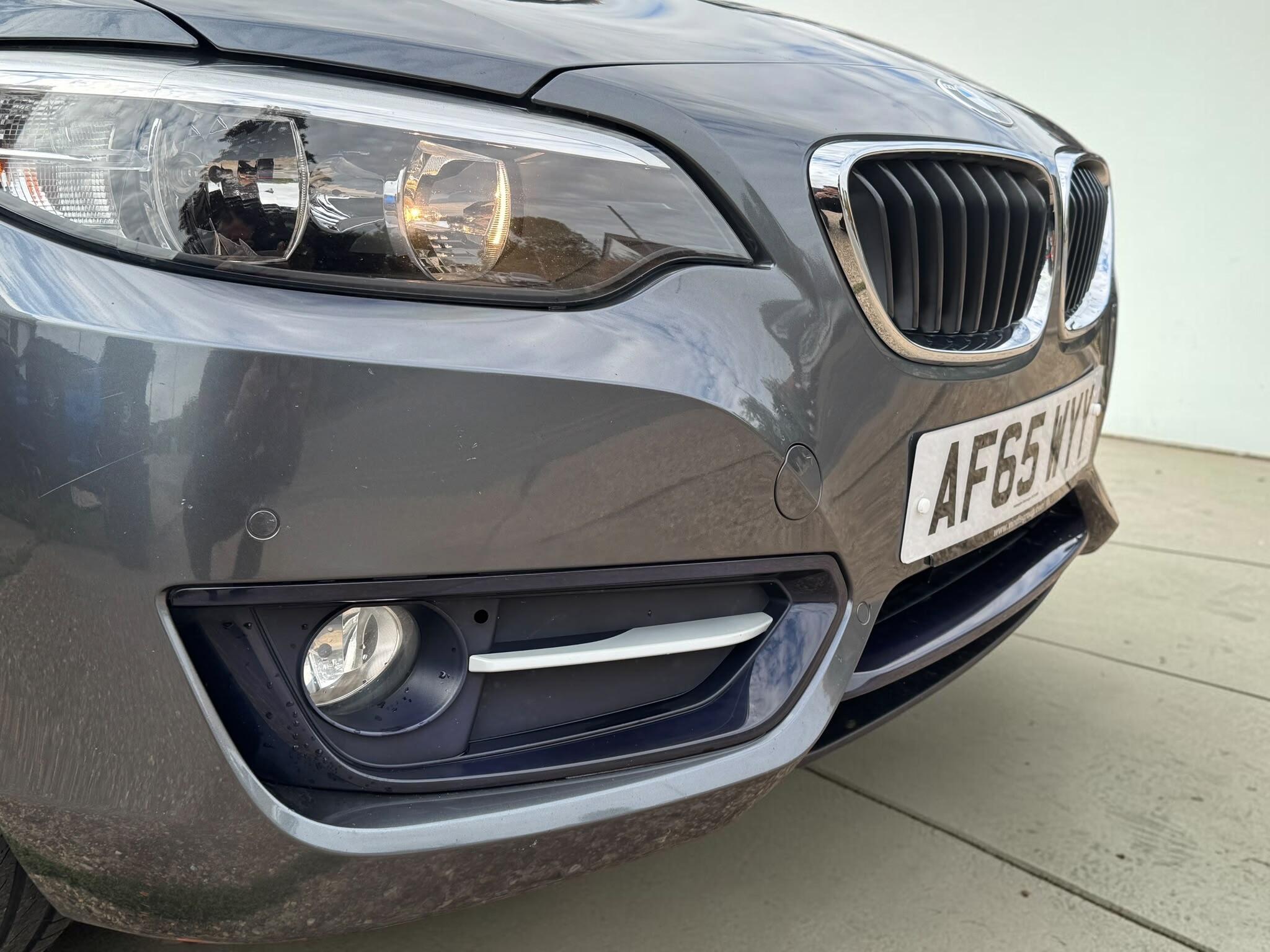 BMW 2 Series view 36