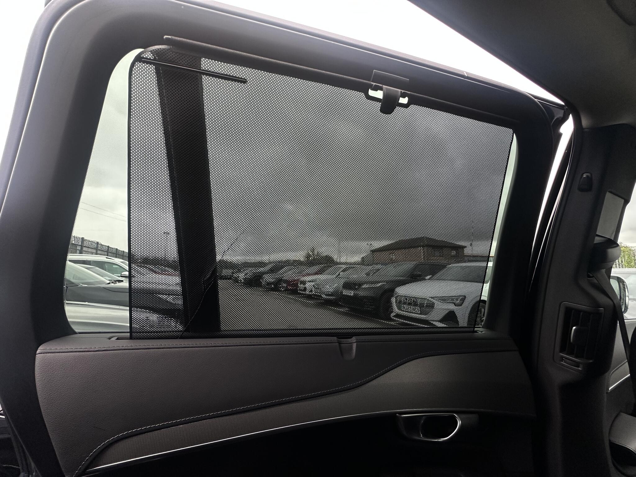 Volvo XC90 view 39