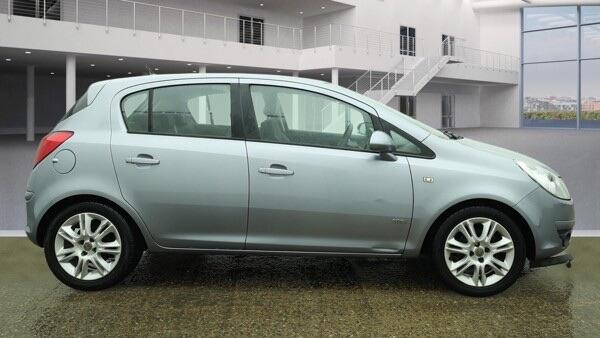 Vauxhall Corsa view 5