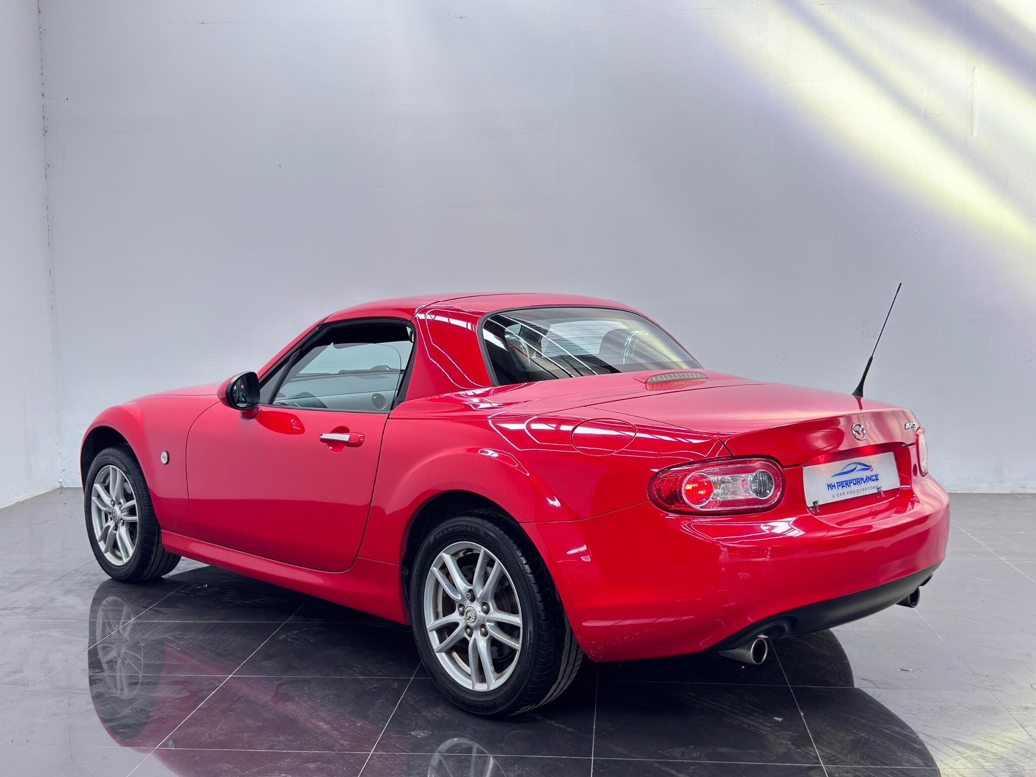 Mazda MX-5 view 14