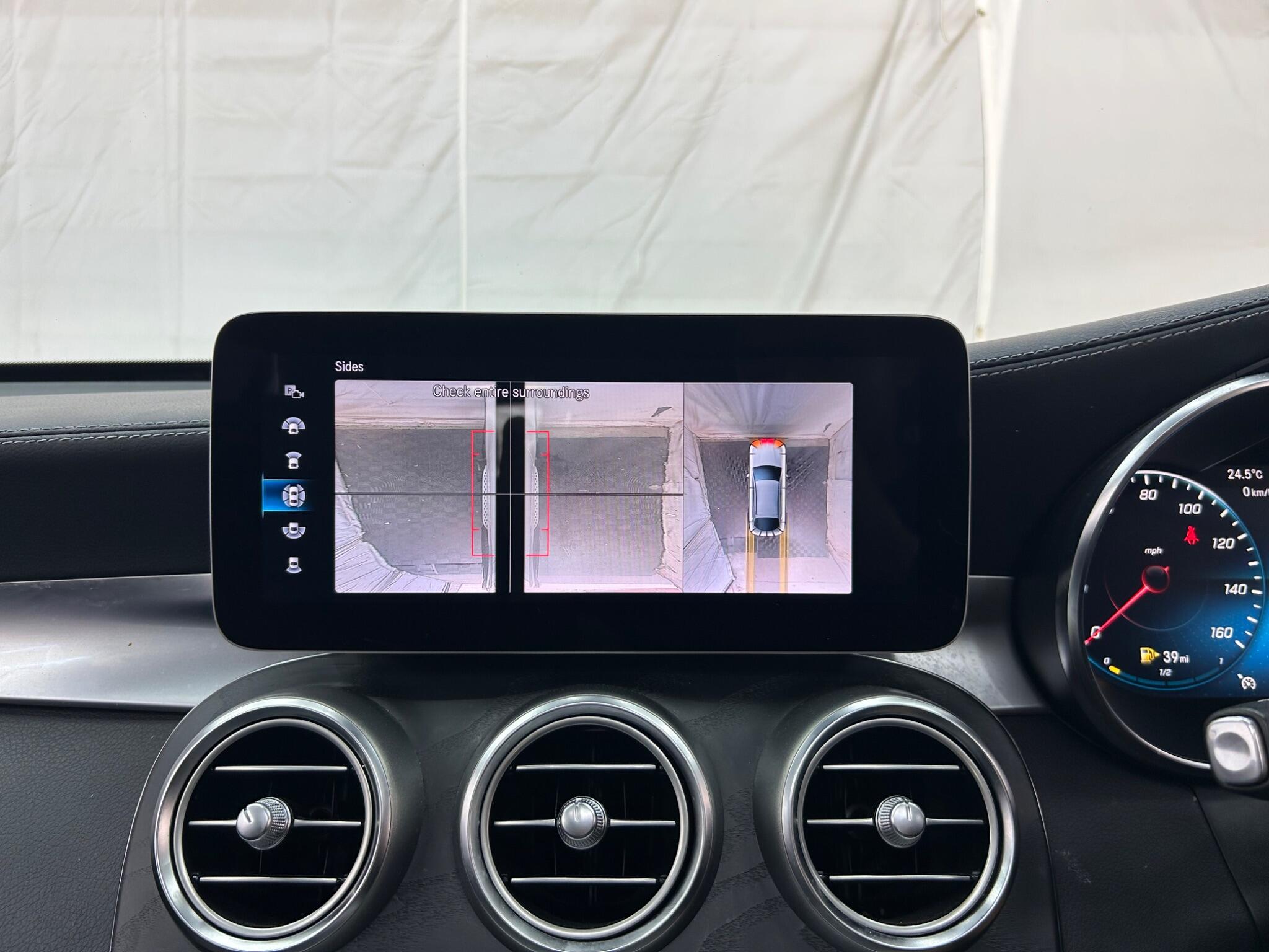 Mercedes-Benz GLC view 44