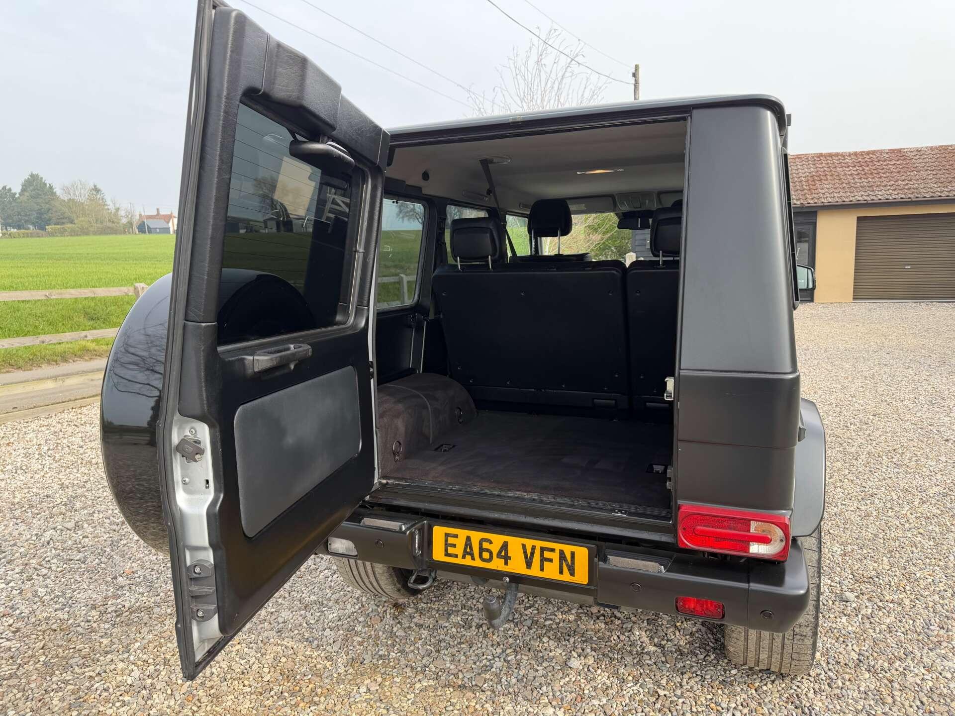Mercedes-Benz G-Class view 10