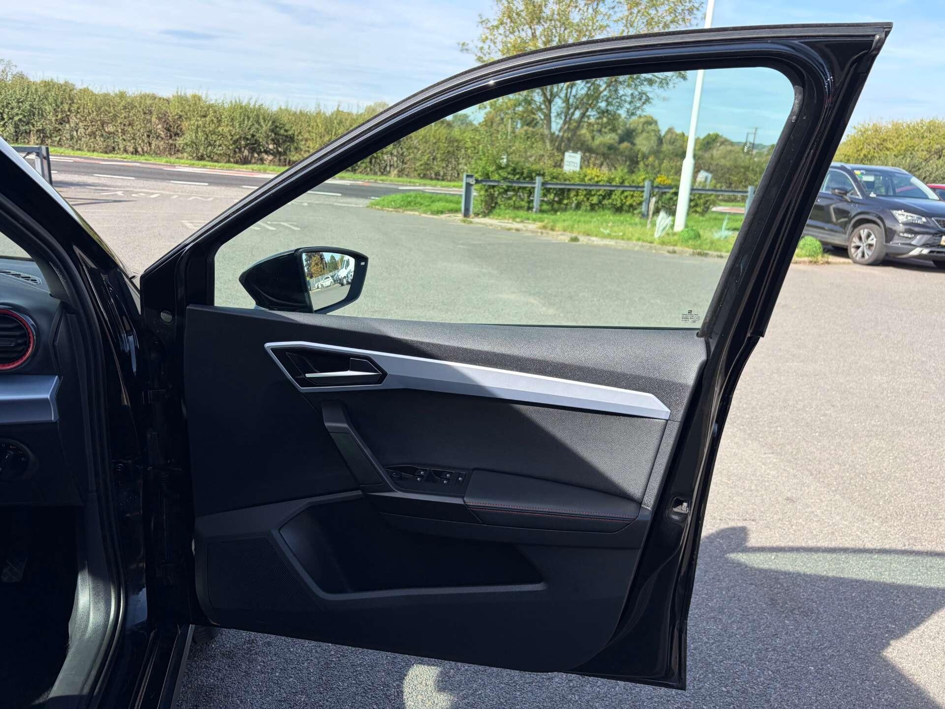 Seat Arona view 34