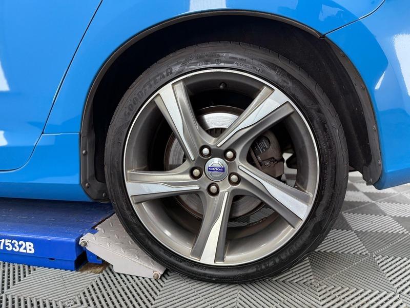 2013 Volvo V60 image 10