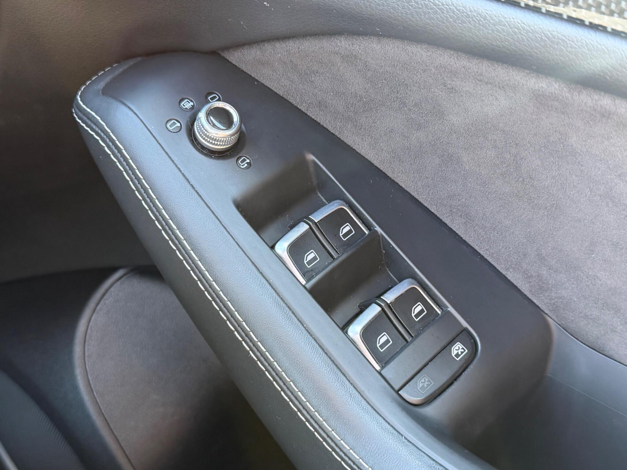 Audi SQ5 view 51