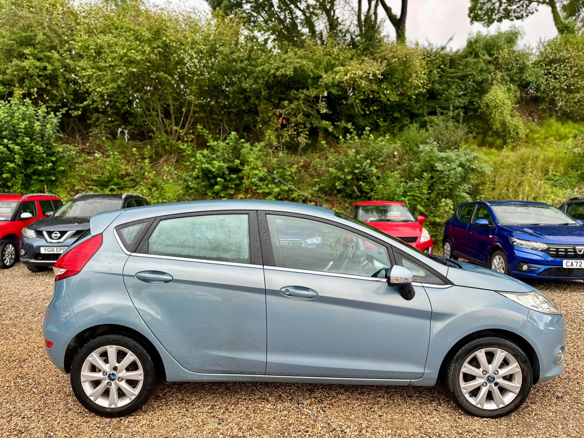Ford Fiesta view 7