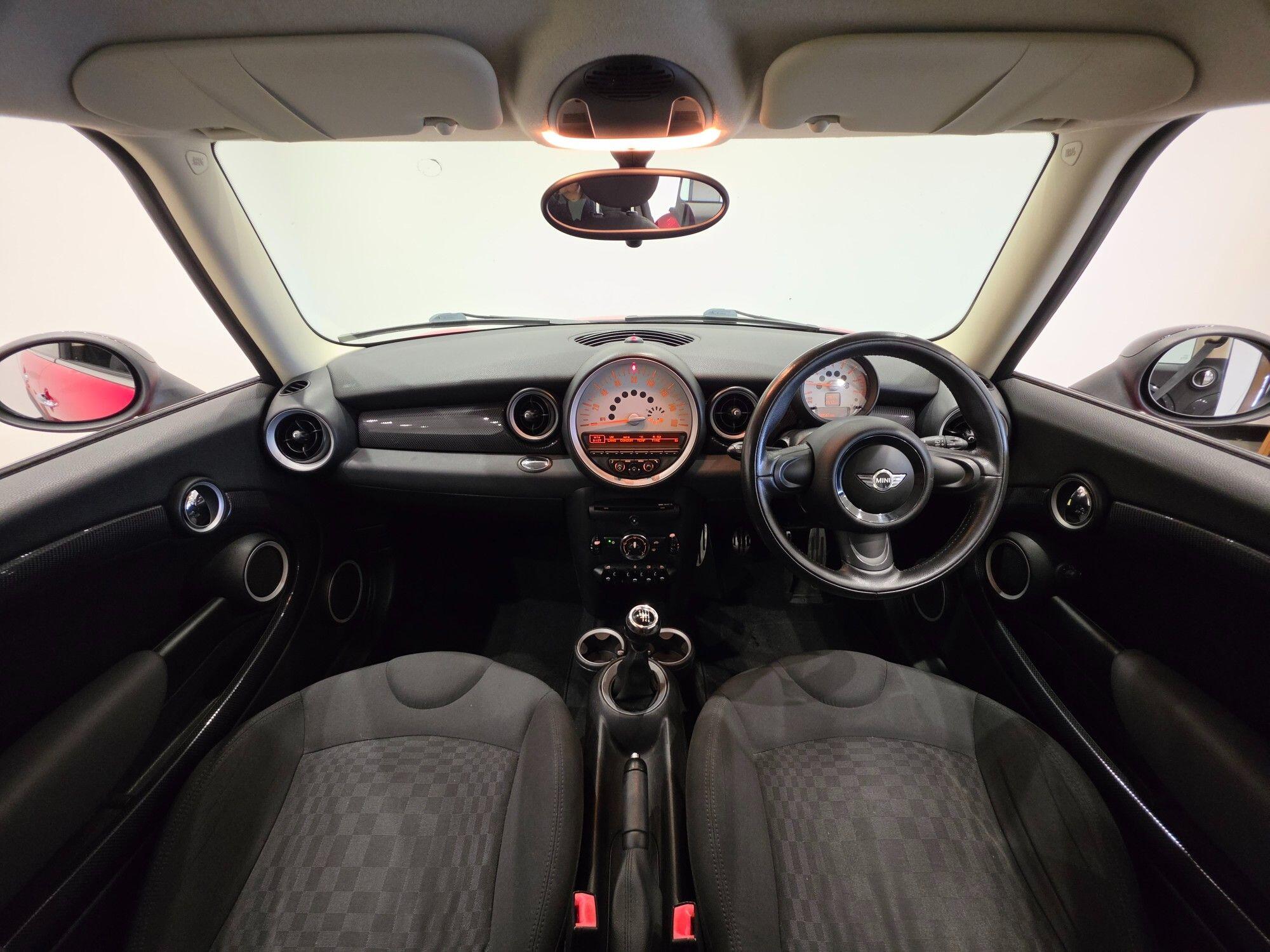 Mini Clubman view 26