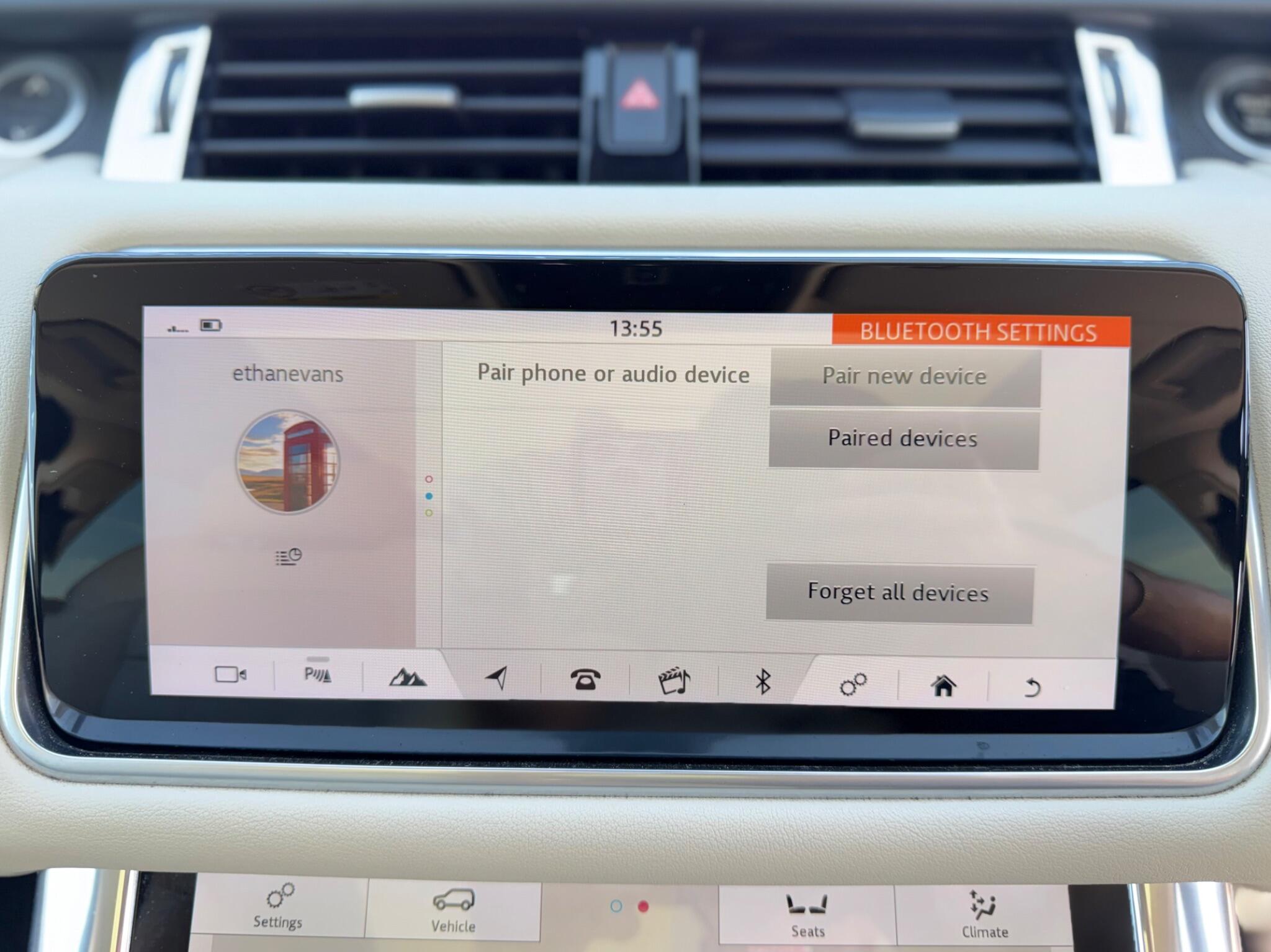 Land Rover Range Rover Sport view 16