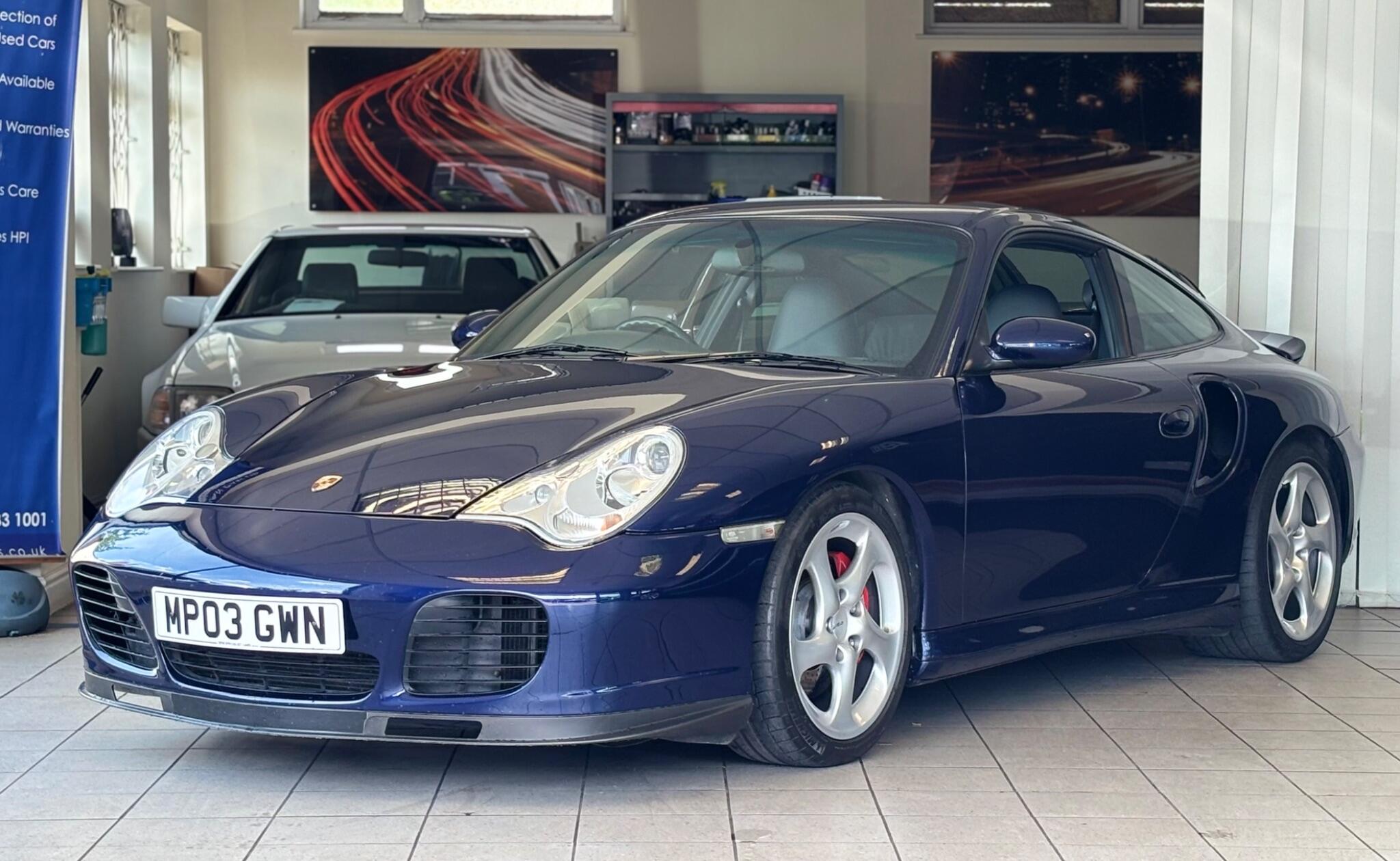 Porsche 911 view 2