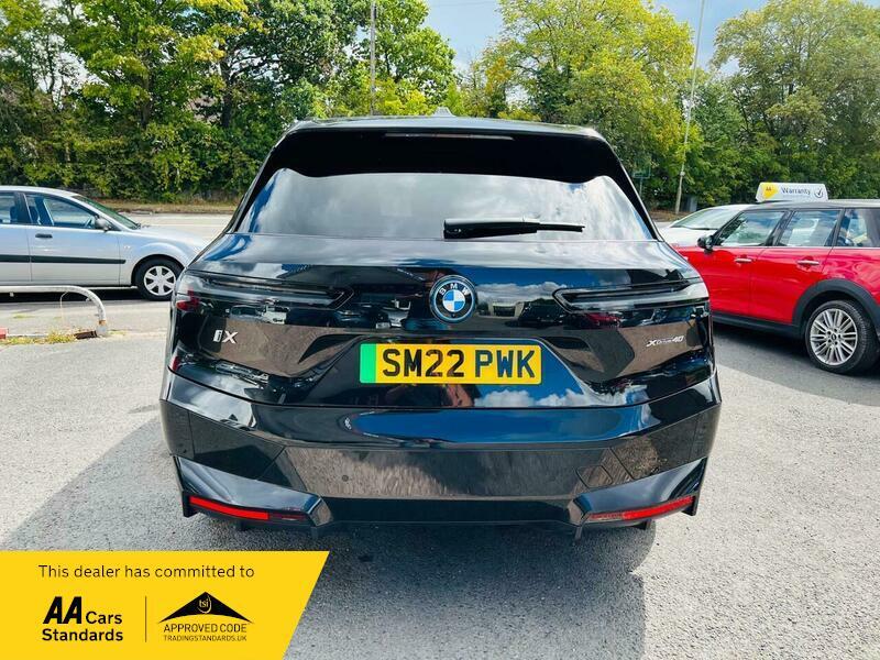 2022 BMW iX 40 76.6kWh M Sport Auto xDrive 5dr • 23,495 miles image 5