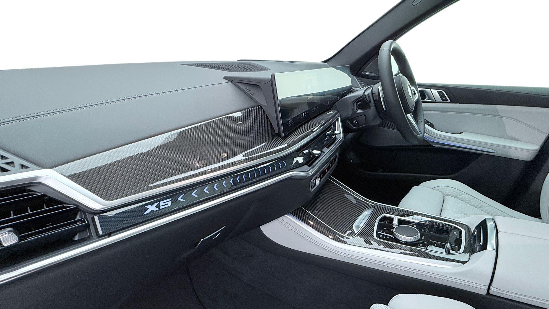 BMW X5 view 7