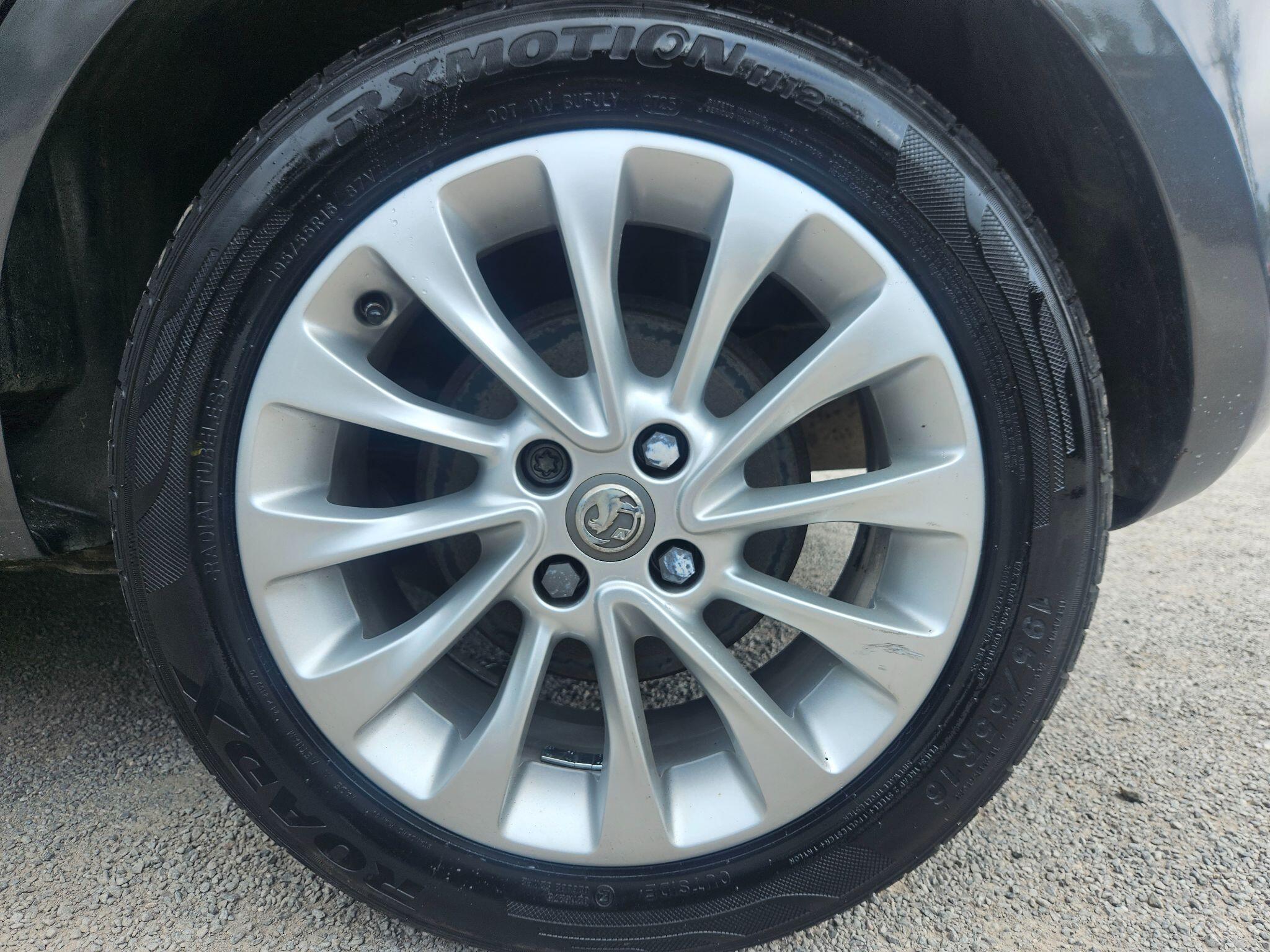 2015 Vauxhall Corsa image 52