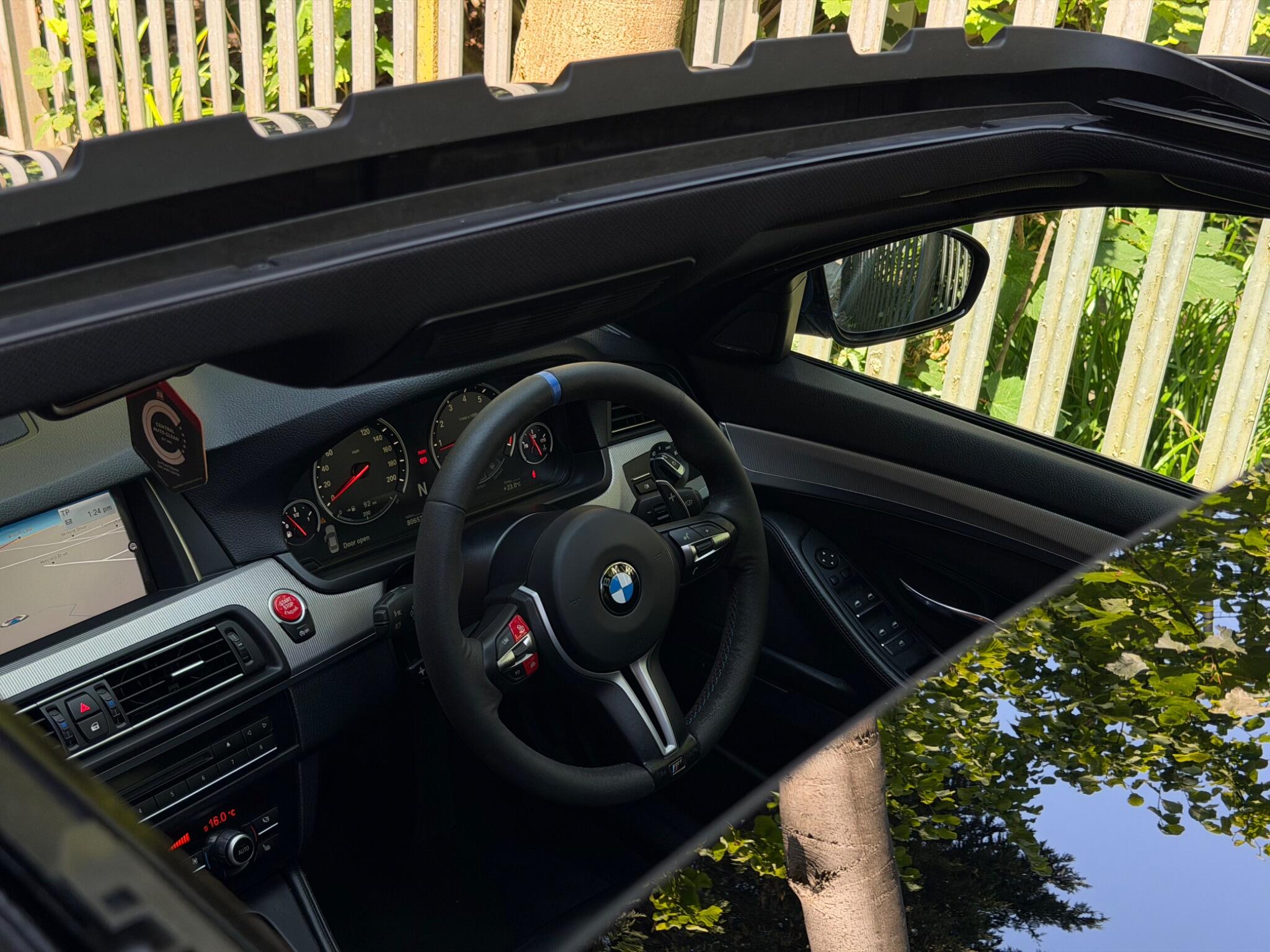 BMW M5 view 45