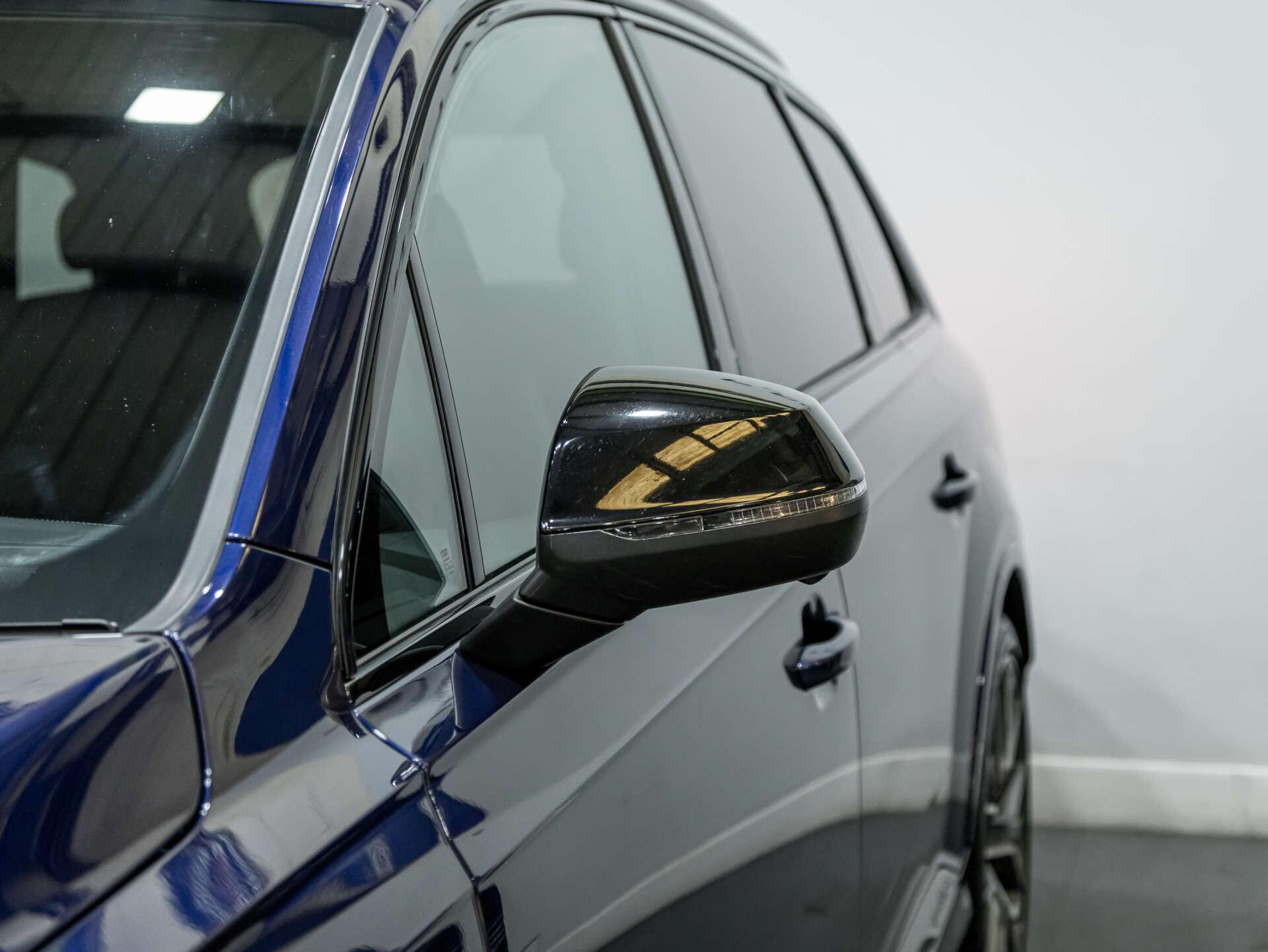 Audi Q7 view 73